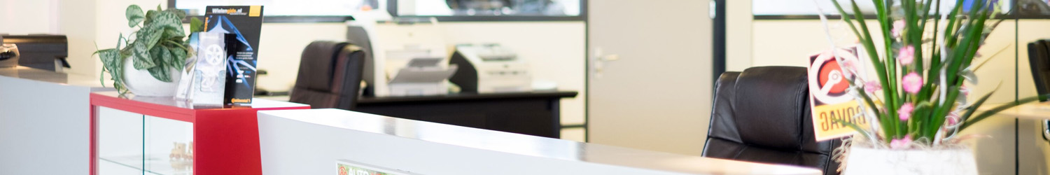 Contact opnemen met Autobedrijf Auto Nol