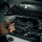 Kia in de werkplaats voor onderhoud