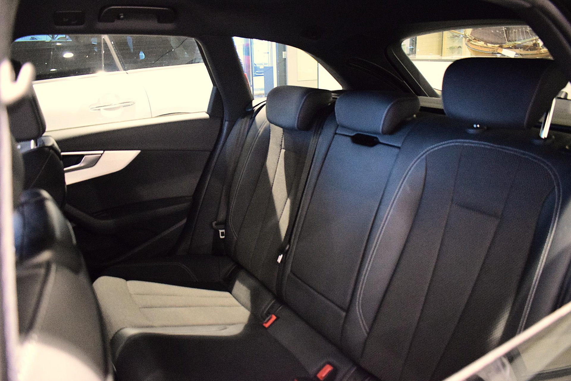 Audi A4 Avant 35 TFSI S edition Competition | Audi occasion