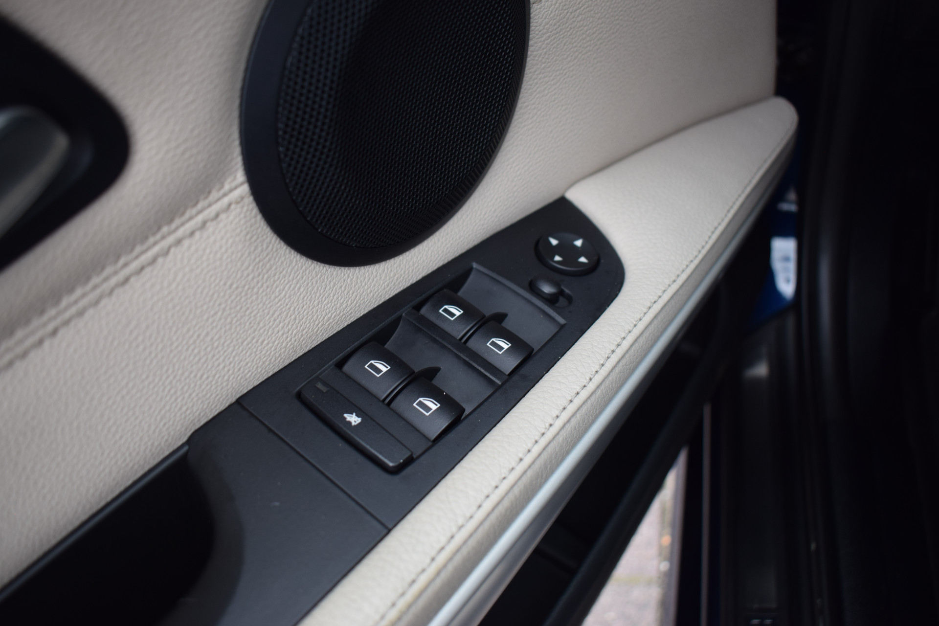 BMW 3 Serie 318i Corporate Lease Luxury Line | BMW occasion