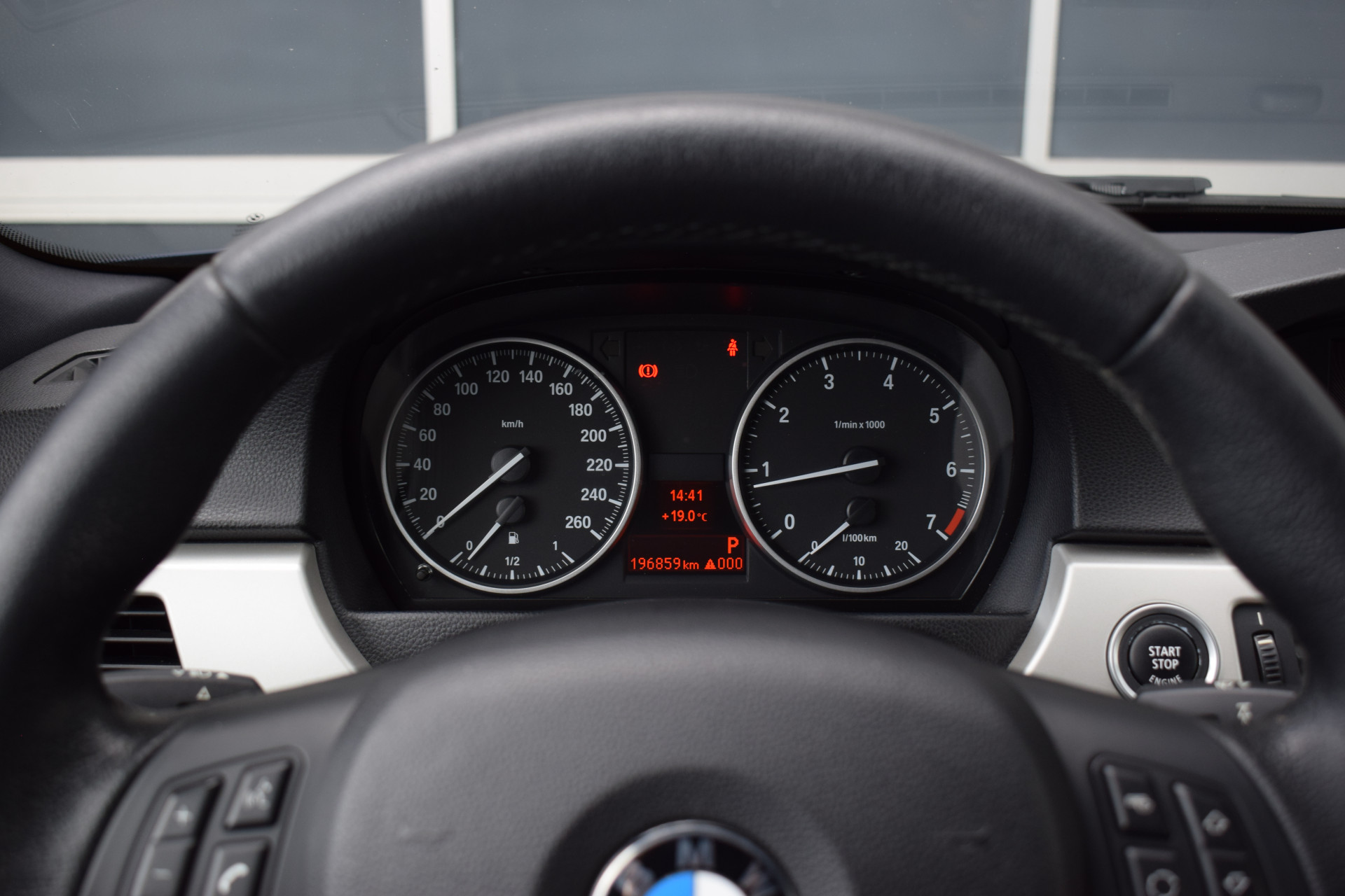 BMW 3 Serie 318i Corporate Lease Luxury Line | BMW occasion