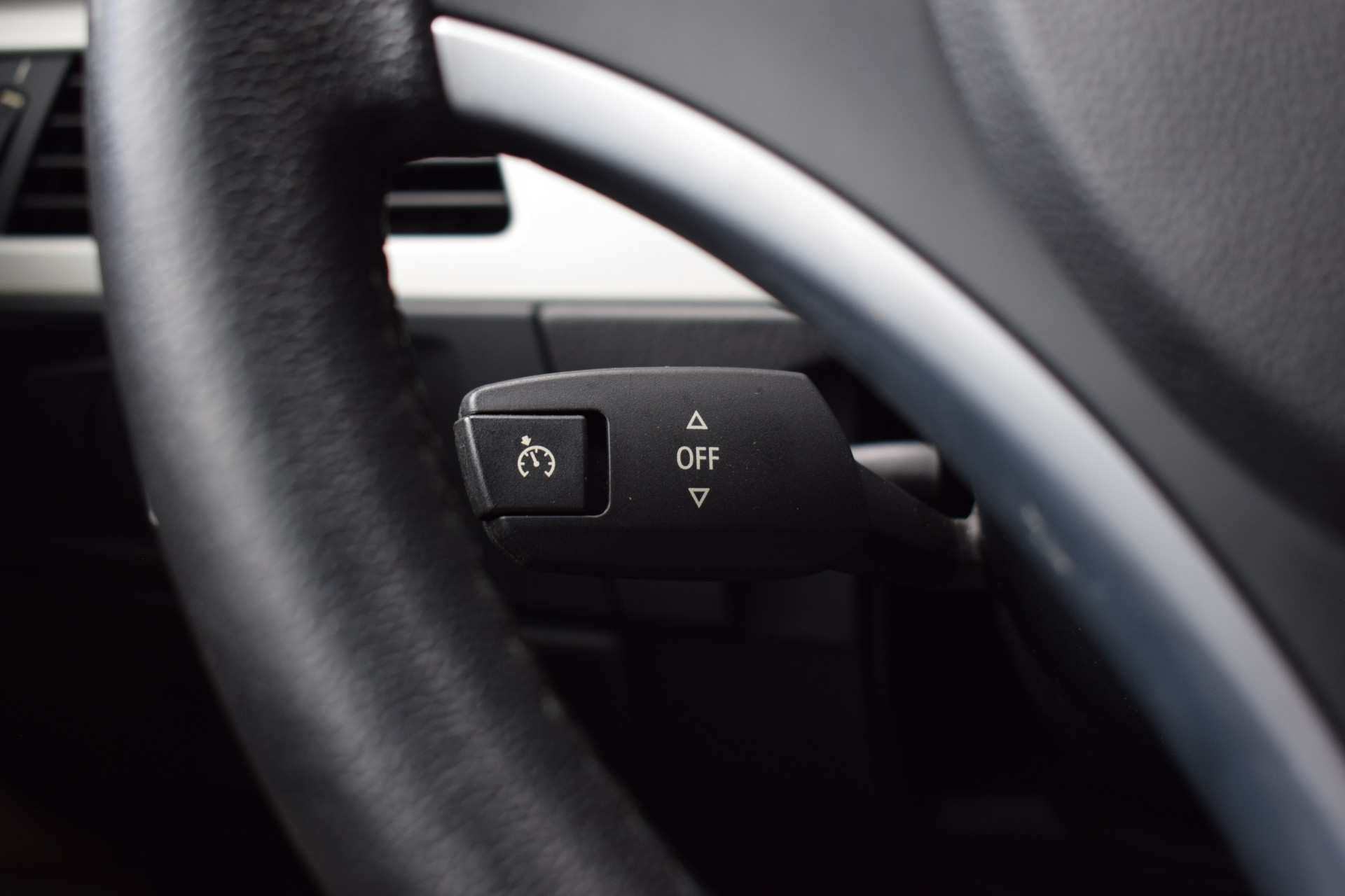 BMW 3 Serie 318i Corporate Lease Luxury Line | BMW occasion