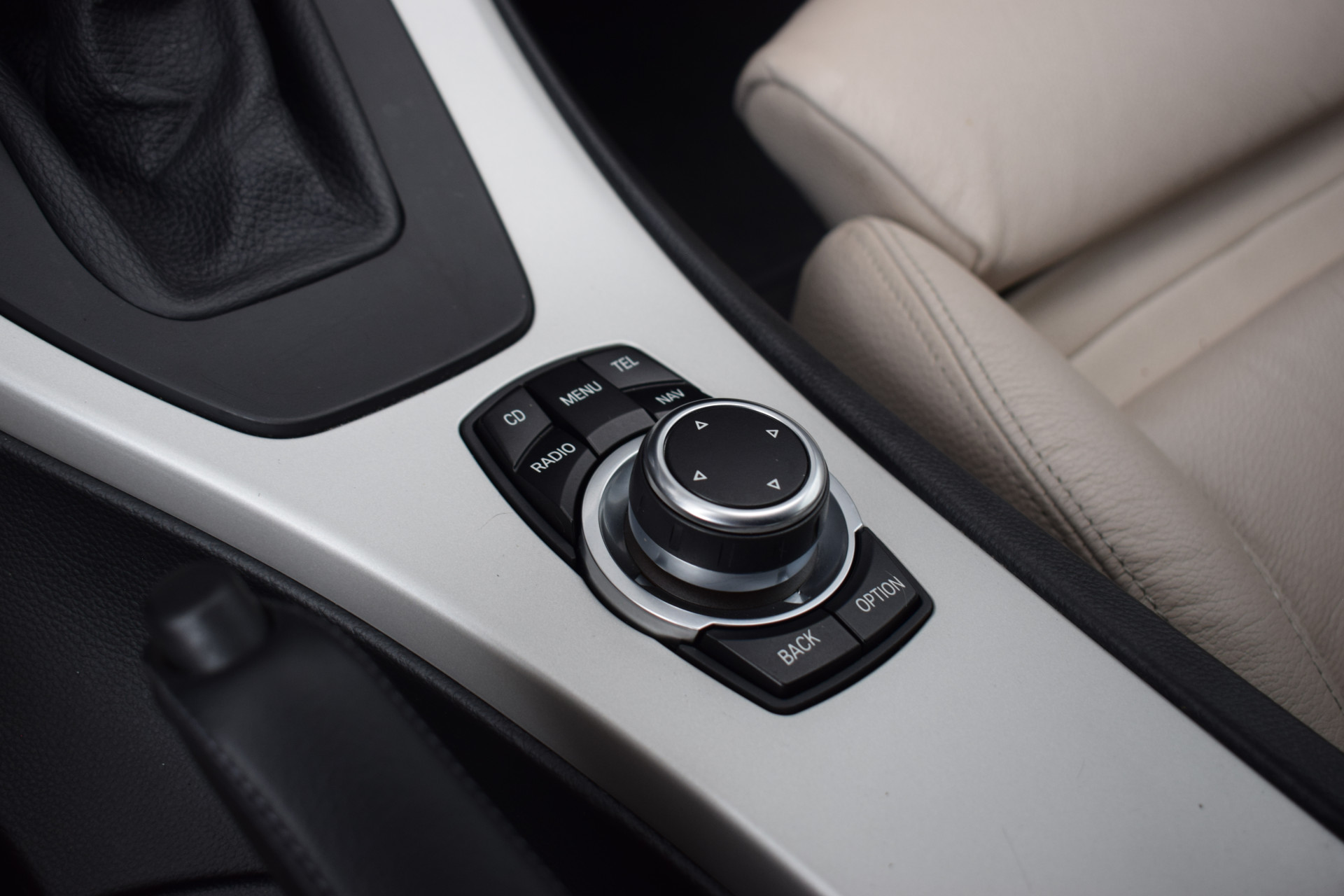 BMW 3 Serie 318i Corporate Lease Luxury Line | BMW occasion