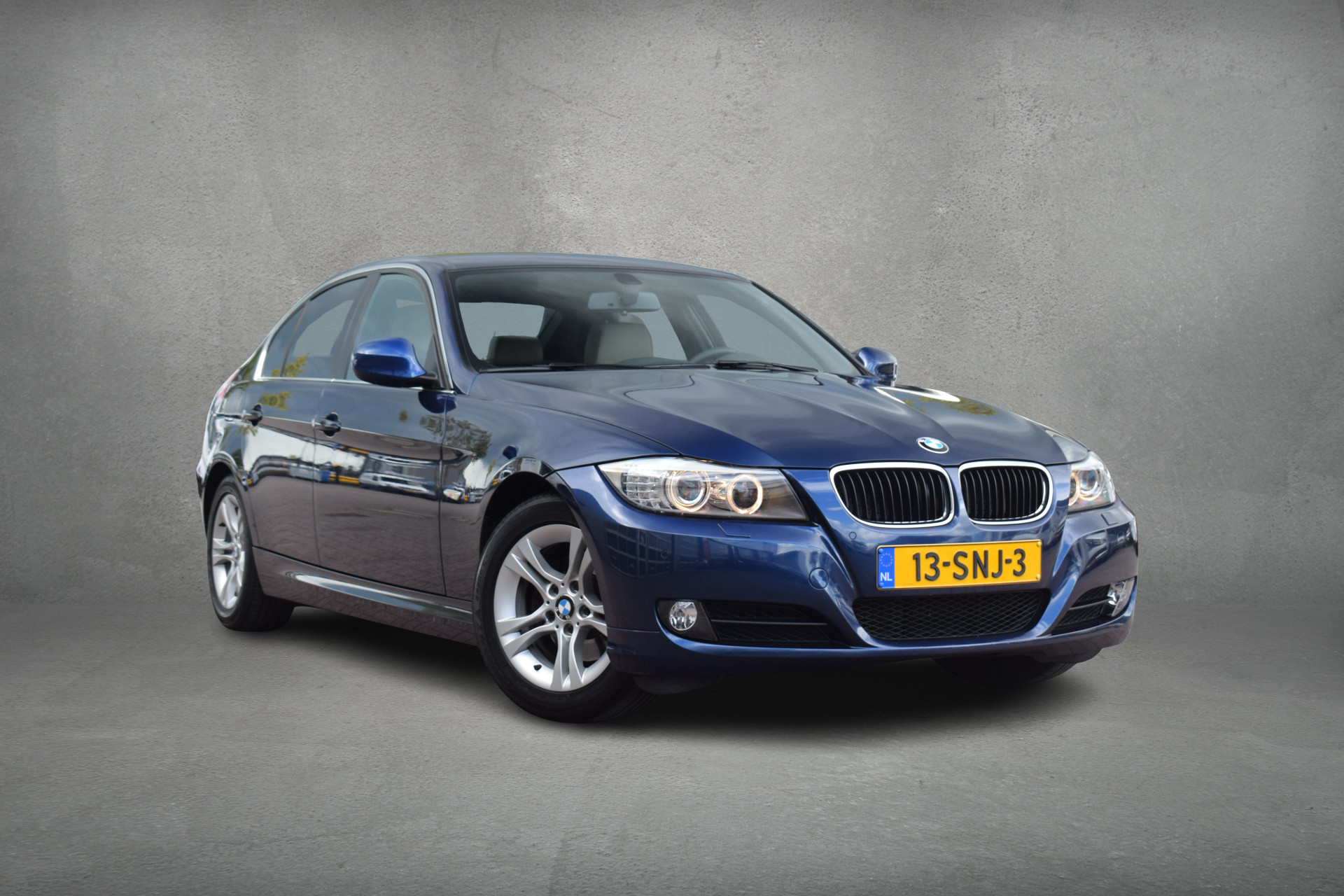 BMW 3 Serie 318i Corporate Lease Luxury Line | BMW occasion
