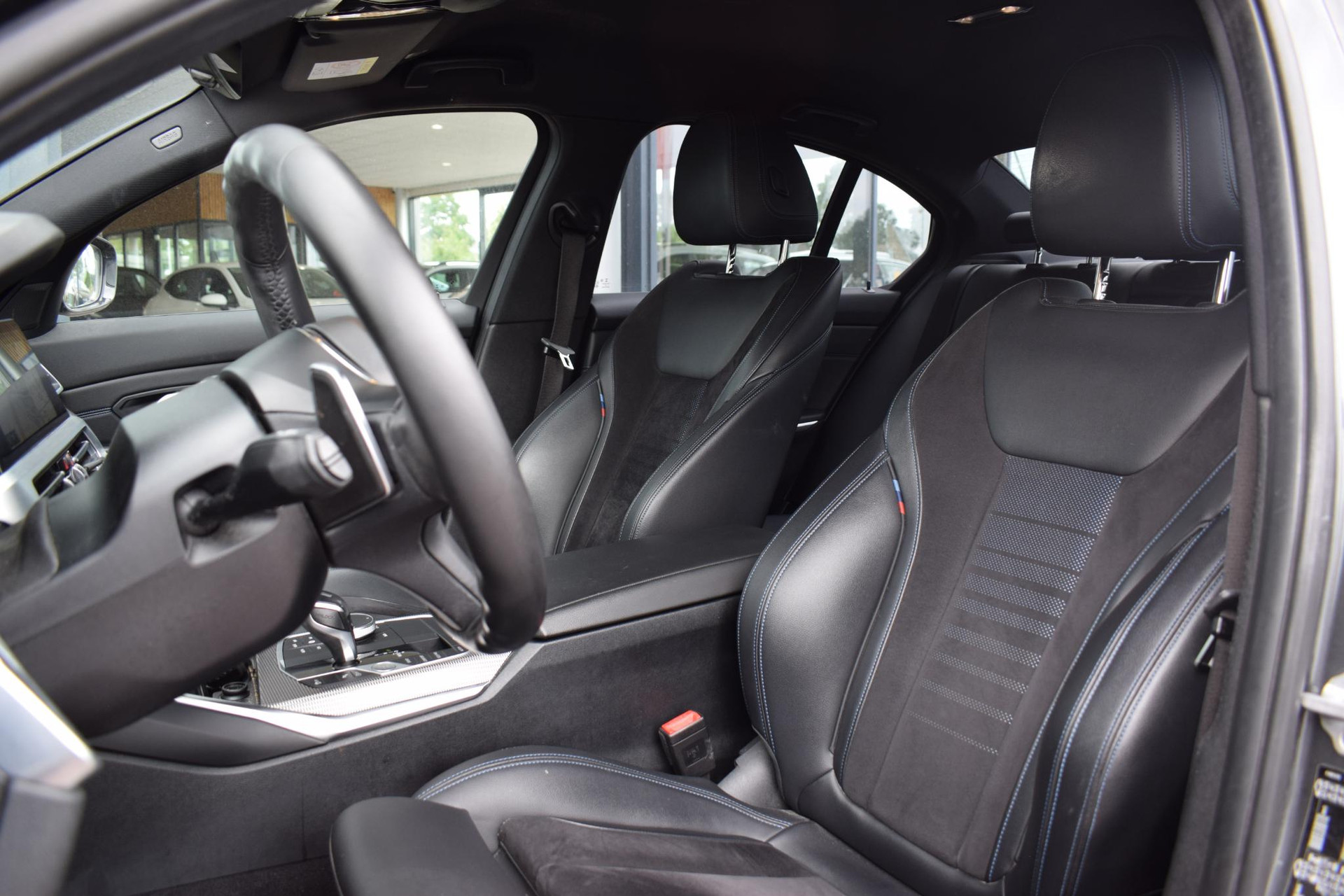 BMW 3-serie 330i High Executive | BMW occasion