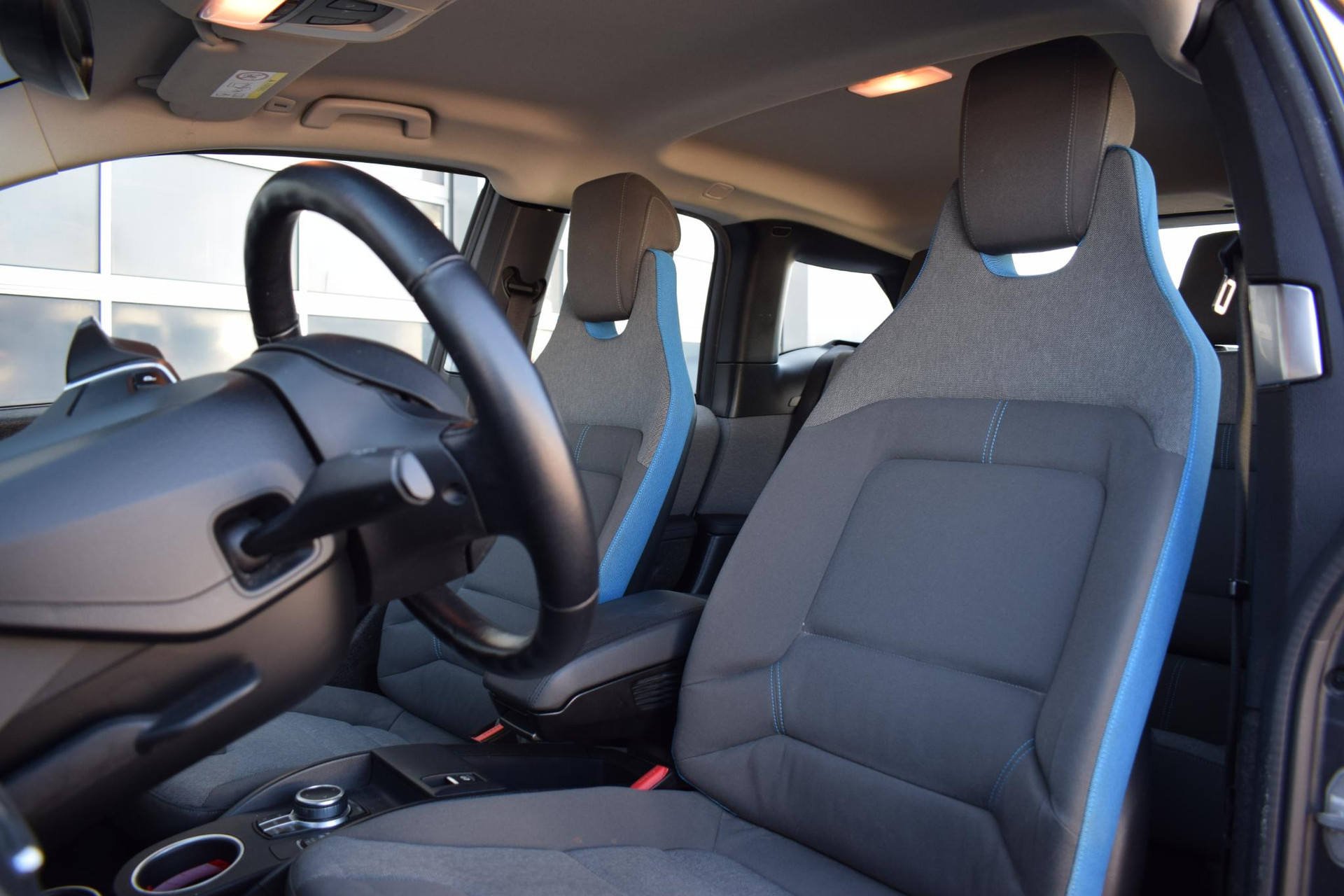 BMW i3 Basis iPerformance 94Ah 33 kWh | BMW occasion