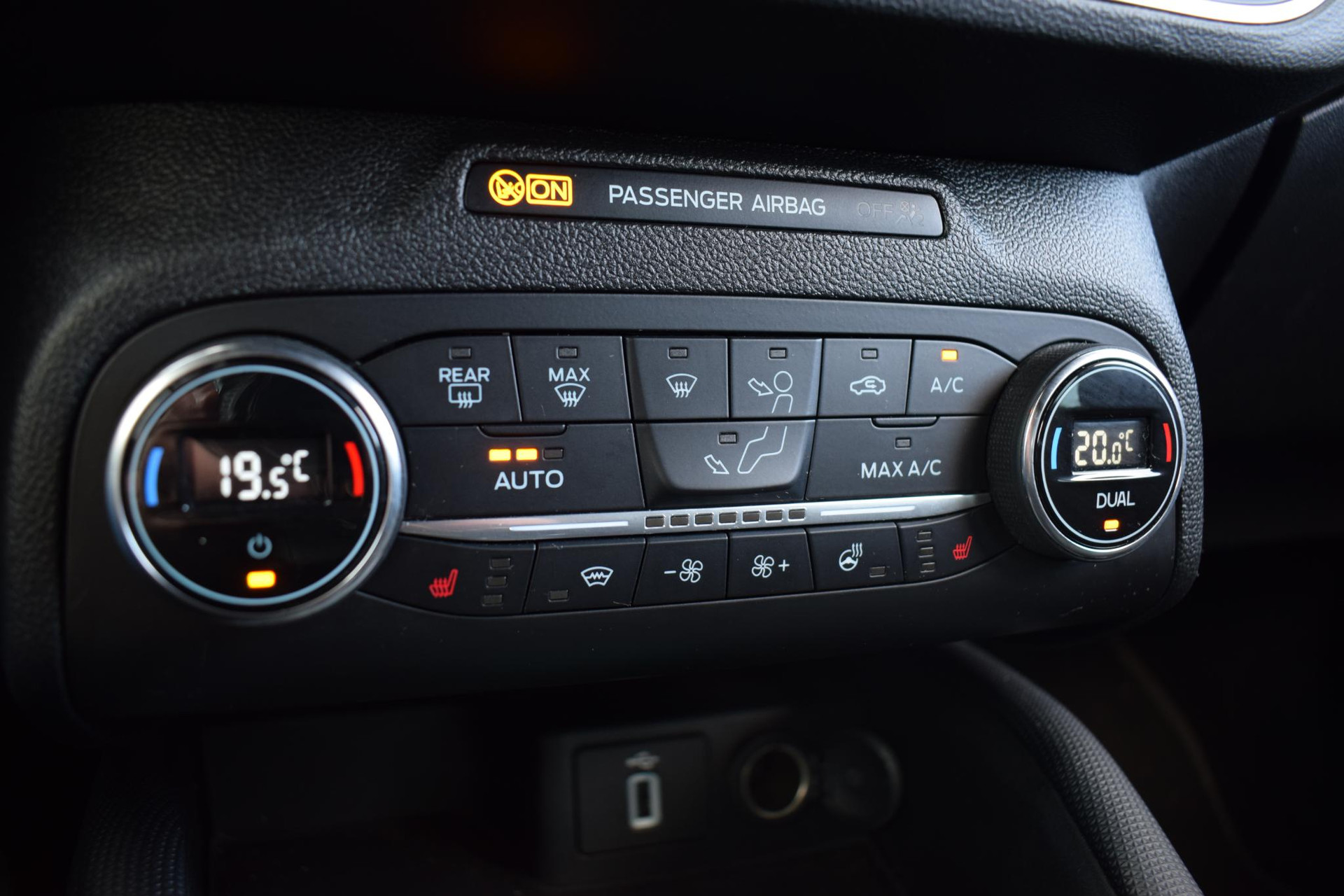 Ford FOCUS Wagon Wagon 1.0 EcoBoost Active Business | Ford occasion