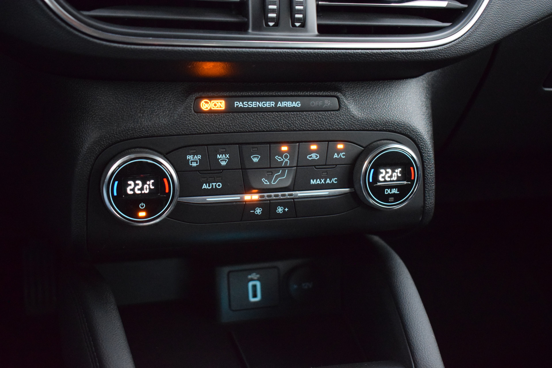 Ford FOCUS Wagon 1.5 EcoBlue Titanium Business | Ford occasion