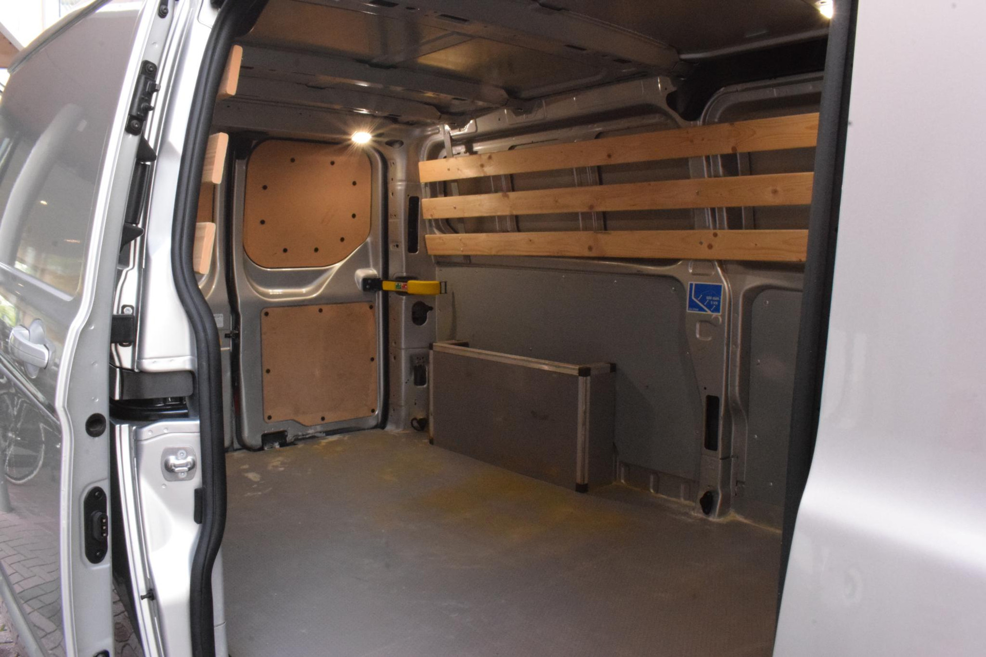 Ford Transit Custom 320 2.0 TDCI L2H1 Limited | Ford occasion