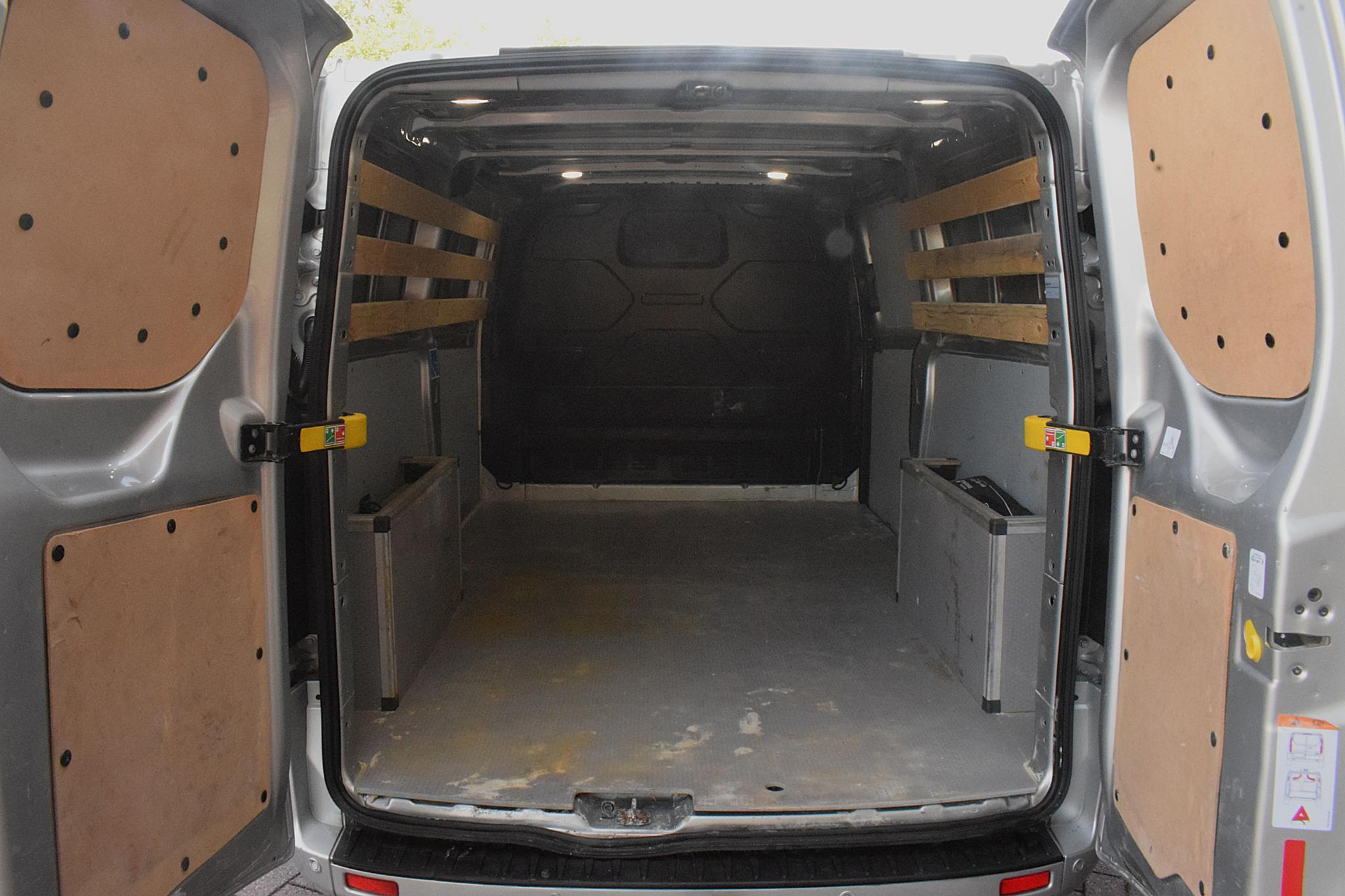 Ford Transit Custom 320 2.0 TDCI L2H1 Limited | Ford occasion