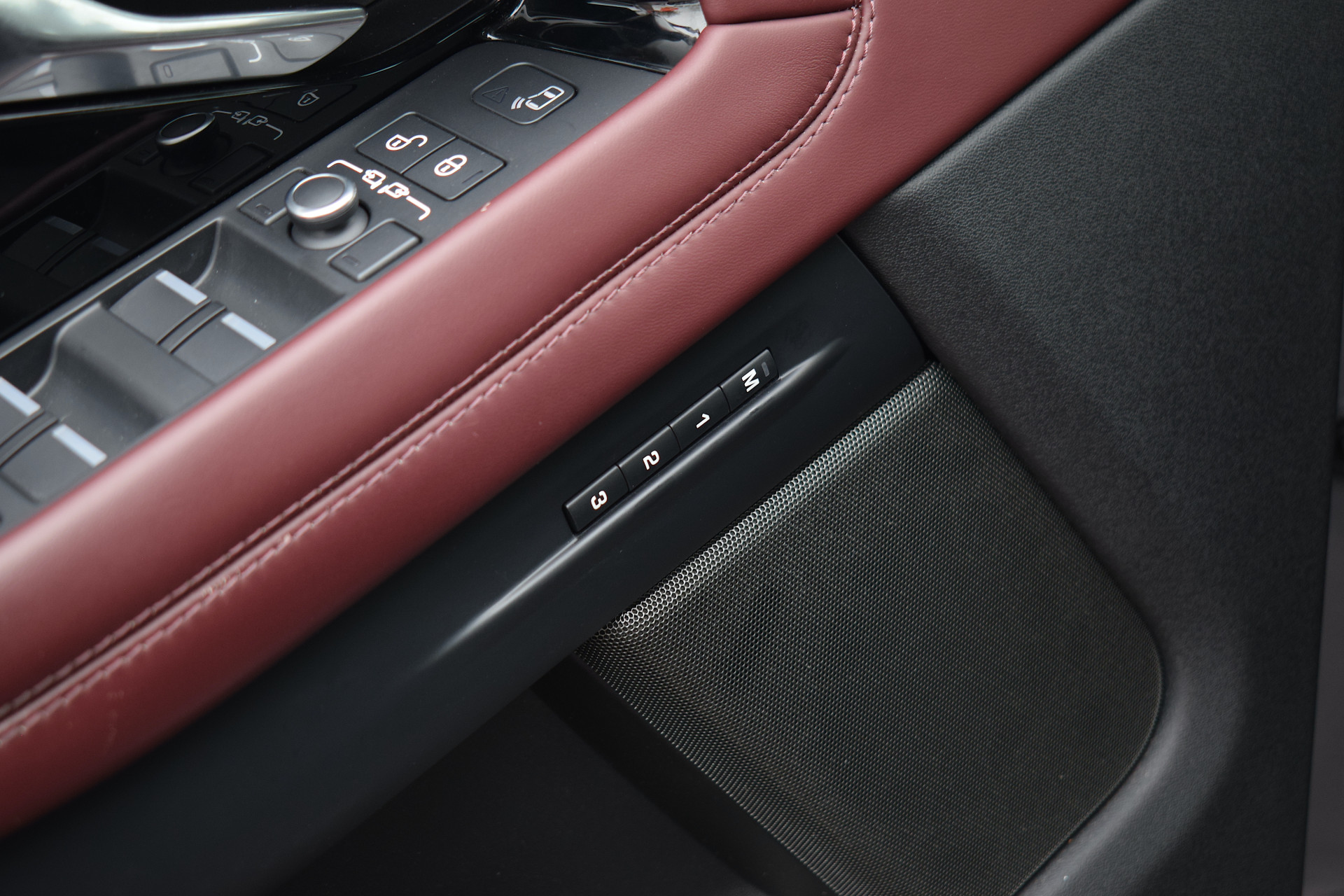 Land Rover Range Rover Evoque 2.0 P200 AWD R-Dynamic HSE | Land Rover occasion