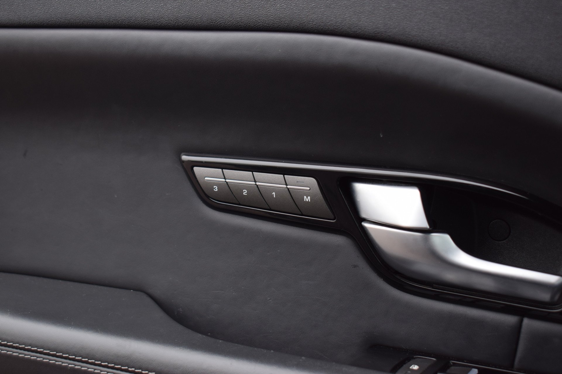 Land Rover Range Rover Evoque 2.0 TD4 HSE Dynamic | Land Rover occasion