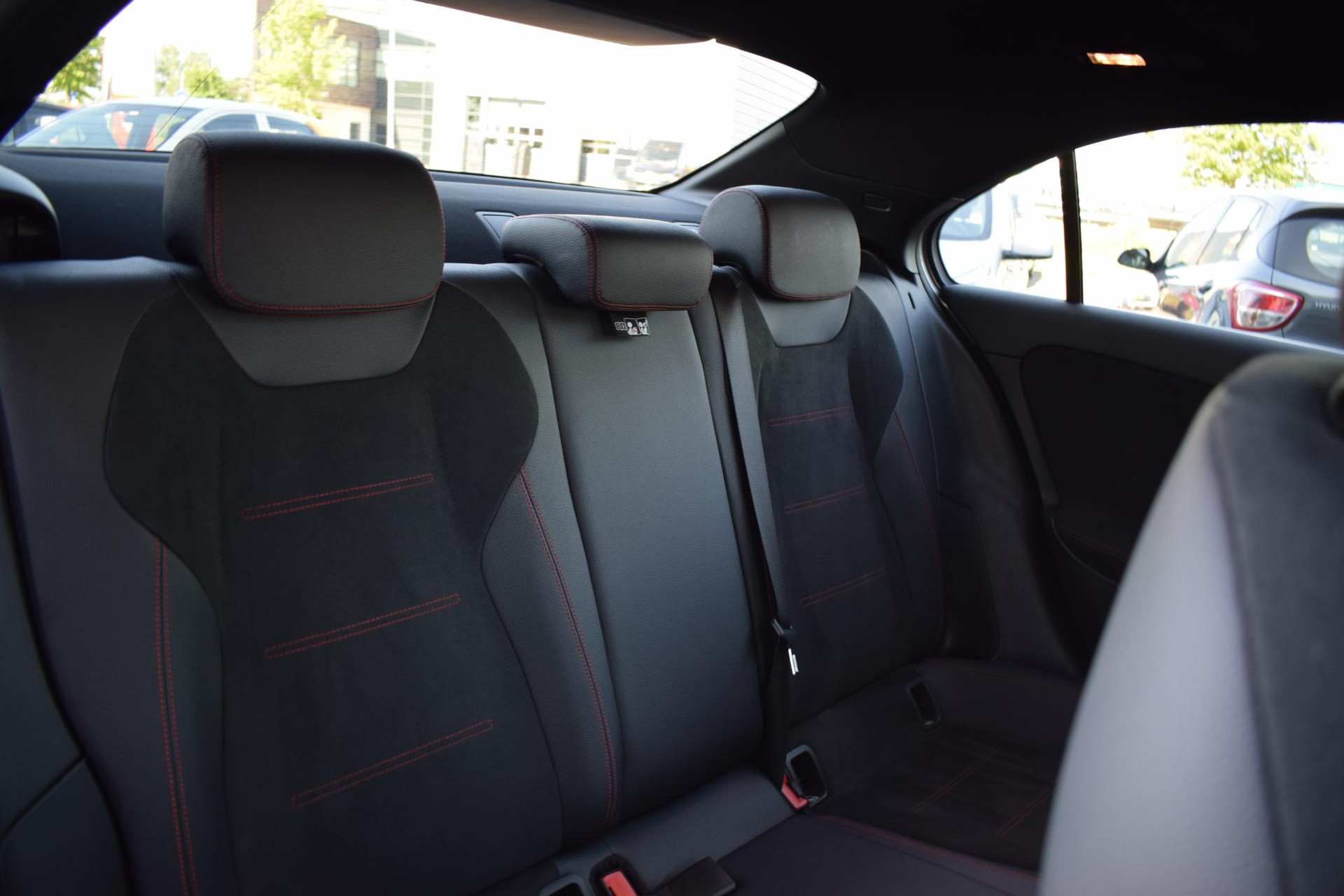 Mercedes-Benz A-Klasse 250 Premium Plus | Mercedes-Benz occasion