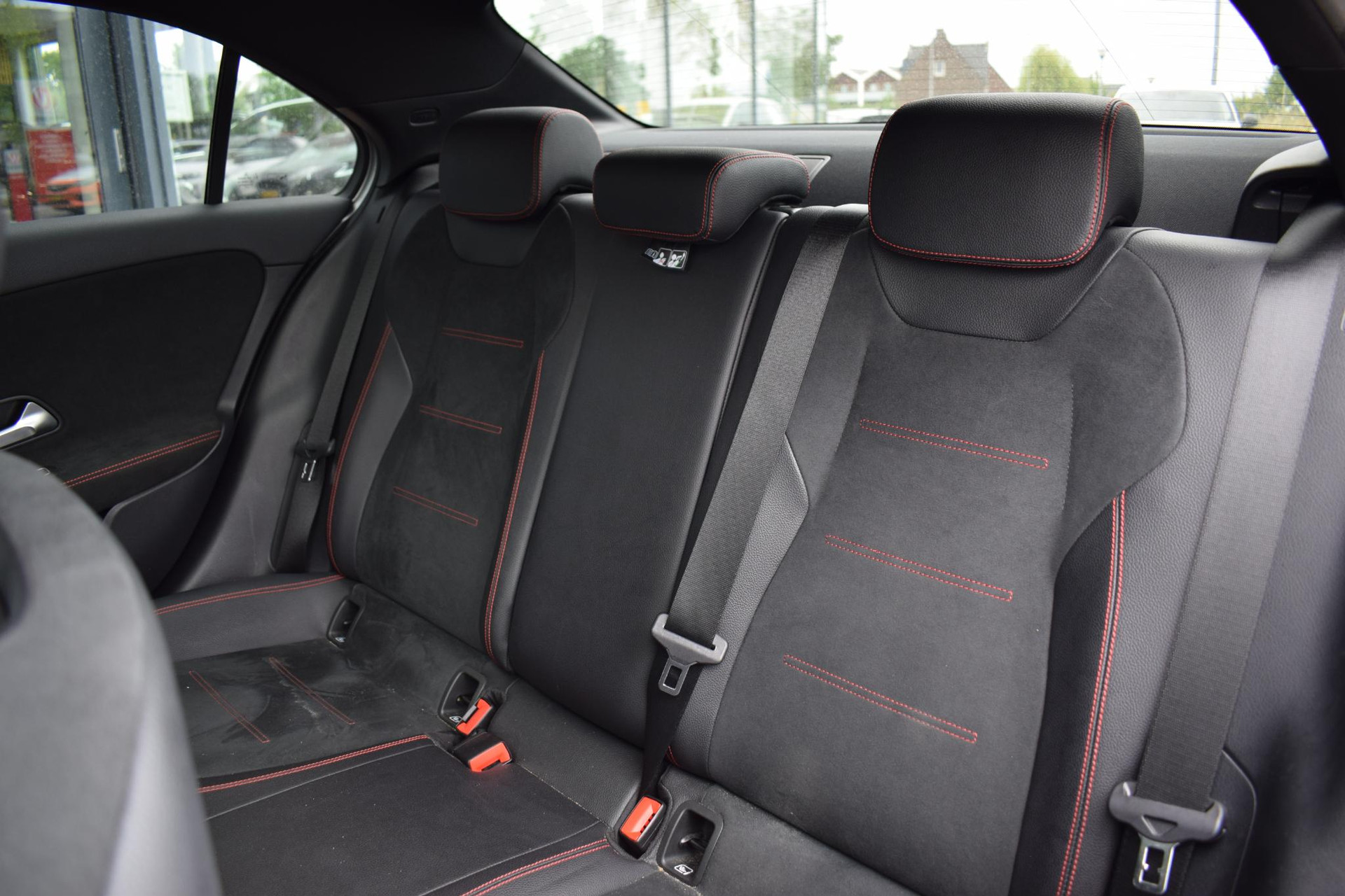 Mercedes-Benz A-Klasse 250 Premium Plus | Mercedes-Benz occasion