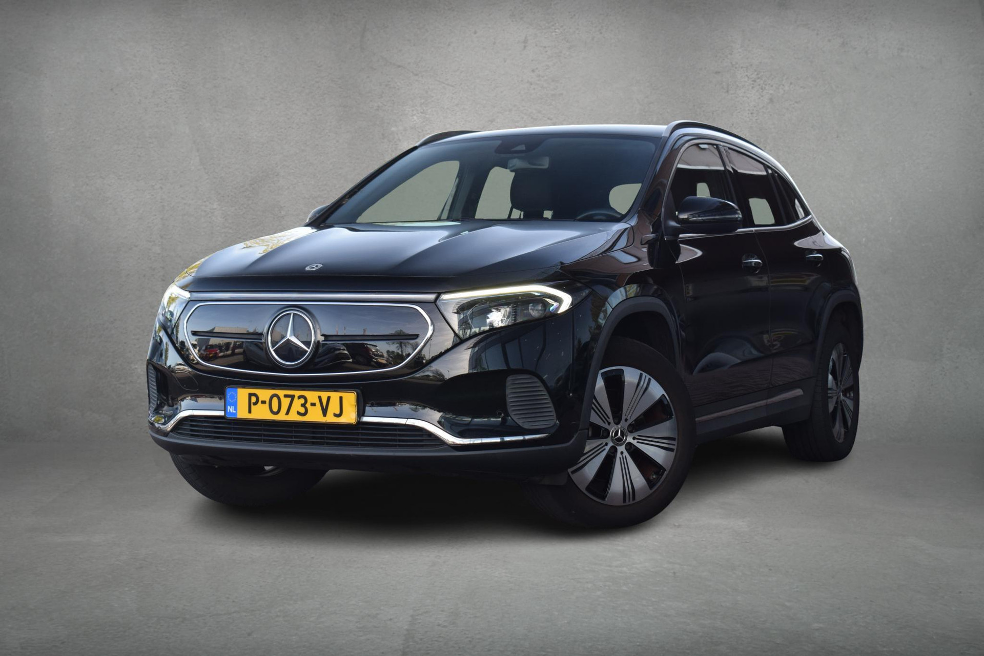 Mercedes-Benz EQA 250 Business Solution AMG 67 kWh | Mercedes-Benz occasion