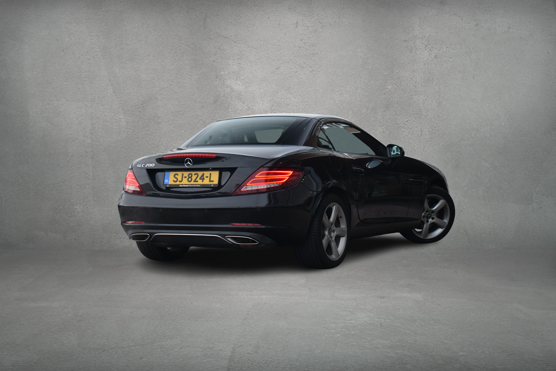 Mercedes-Benz SLC 200 RedArt Edition | Mercedes-Benz occasion