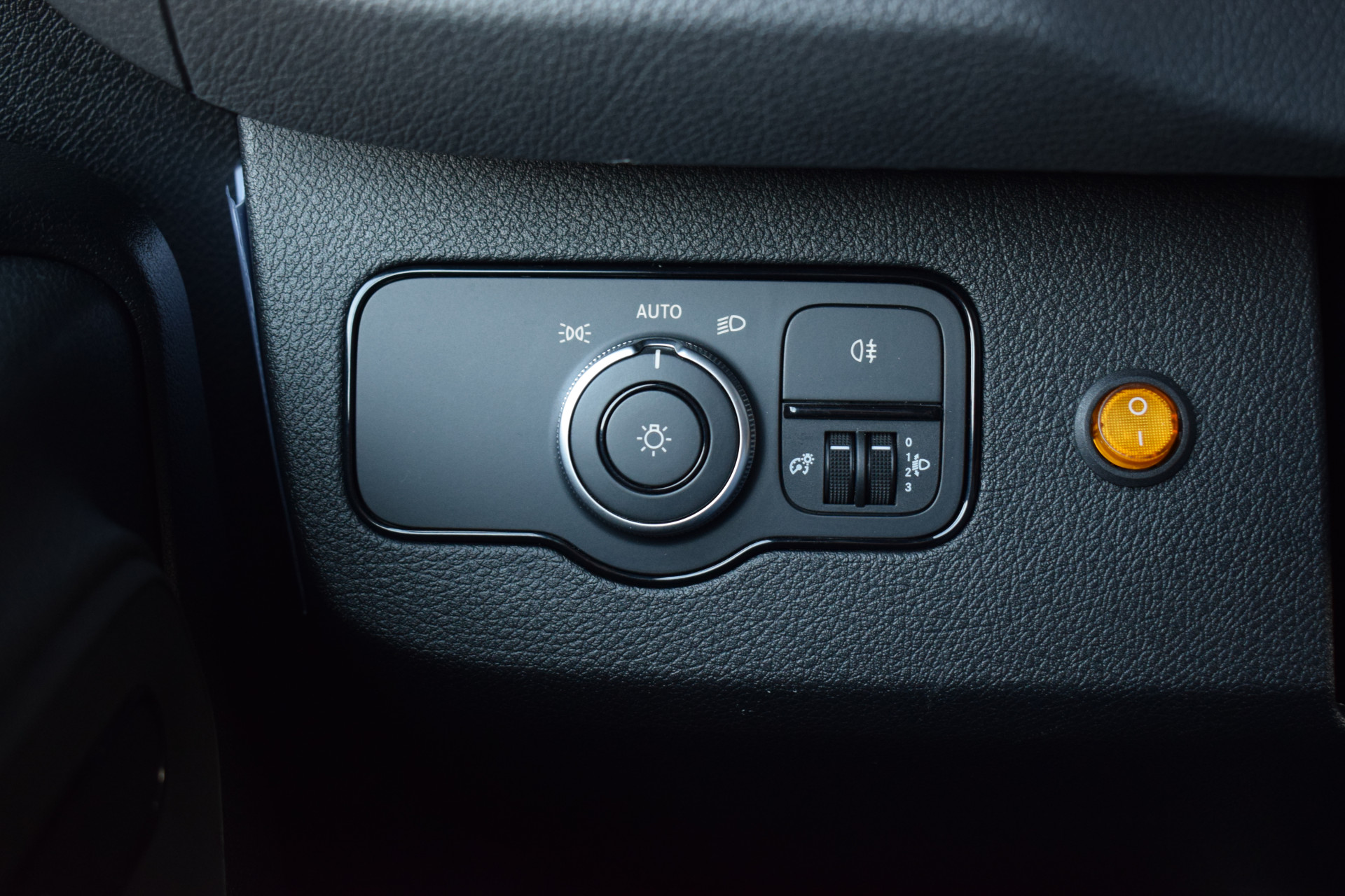 Mercedes-Benz Sprinter 317 1.9 CDI L2H2 RWD | Mercedes-Benz occasion