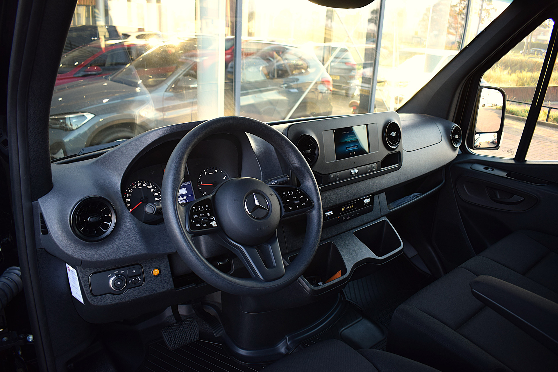 Mercedes-Benz Sprinter 317 1.9 CDI L2H2 RWD | Mercedes-Benz occasion