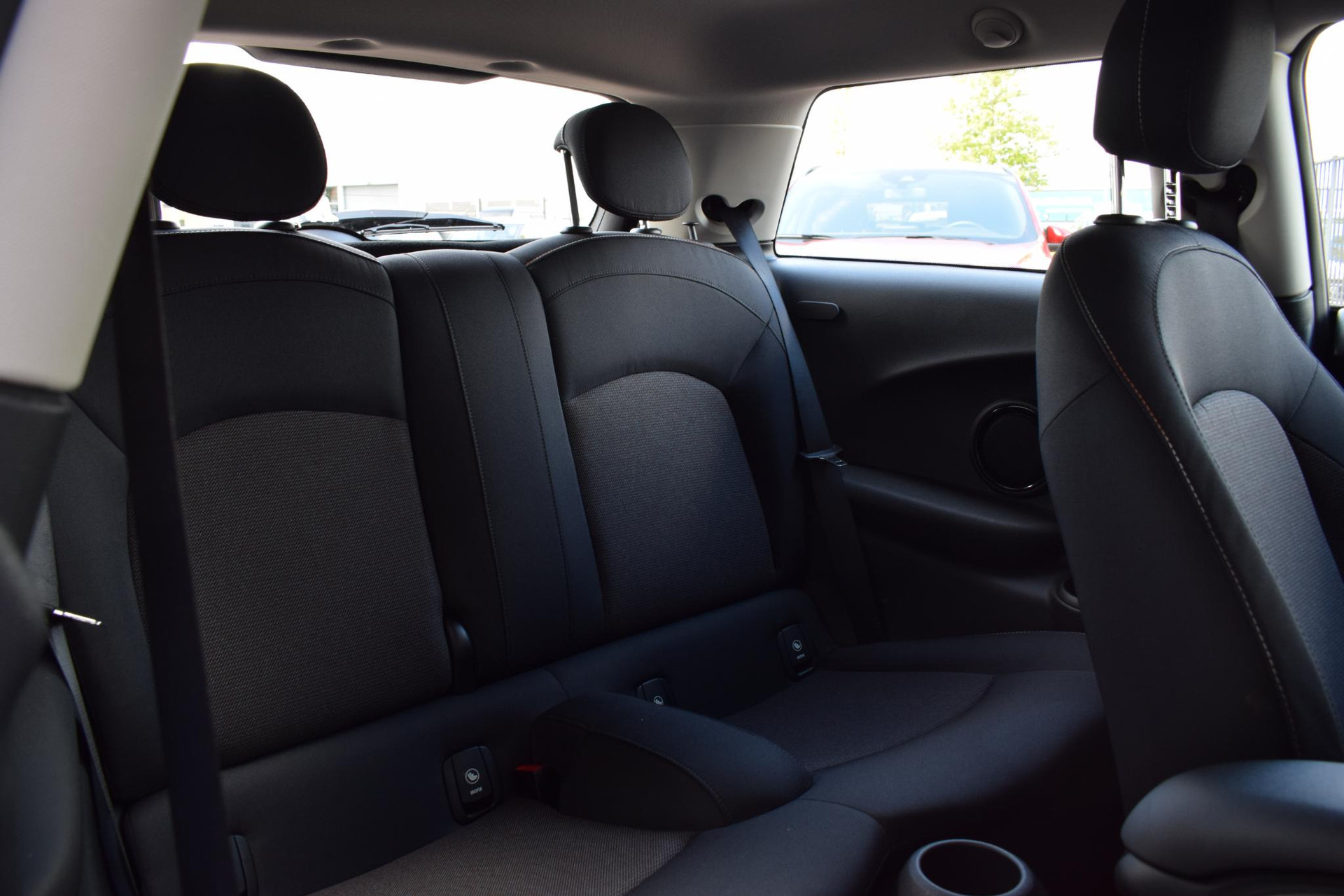 MINI 3-deurs 1.5 Cooper Business | MINI occasion