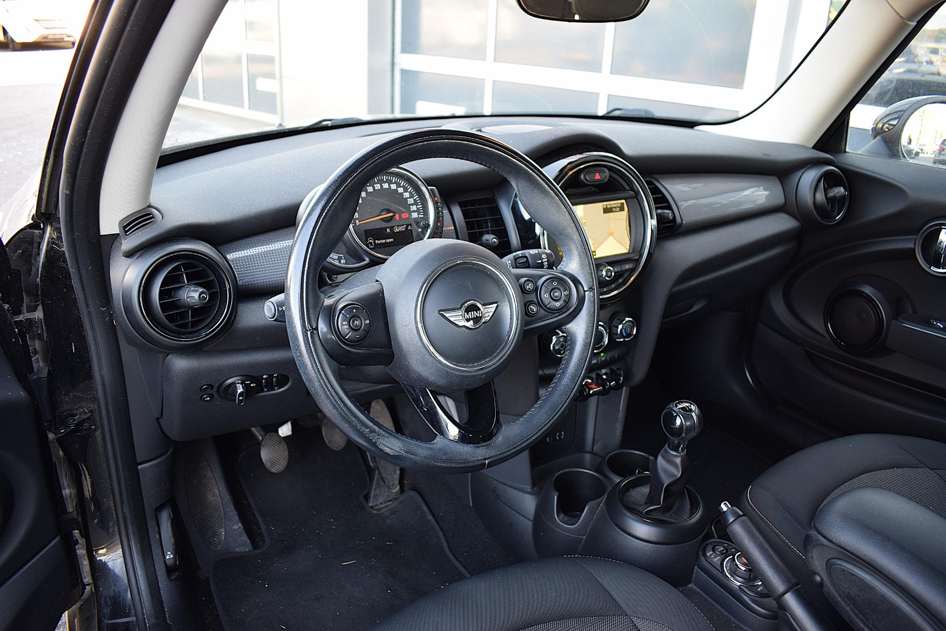 MINI Mini 1.5 Cooper Business | MINI occasion