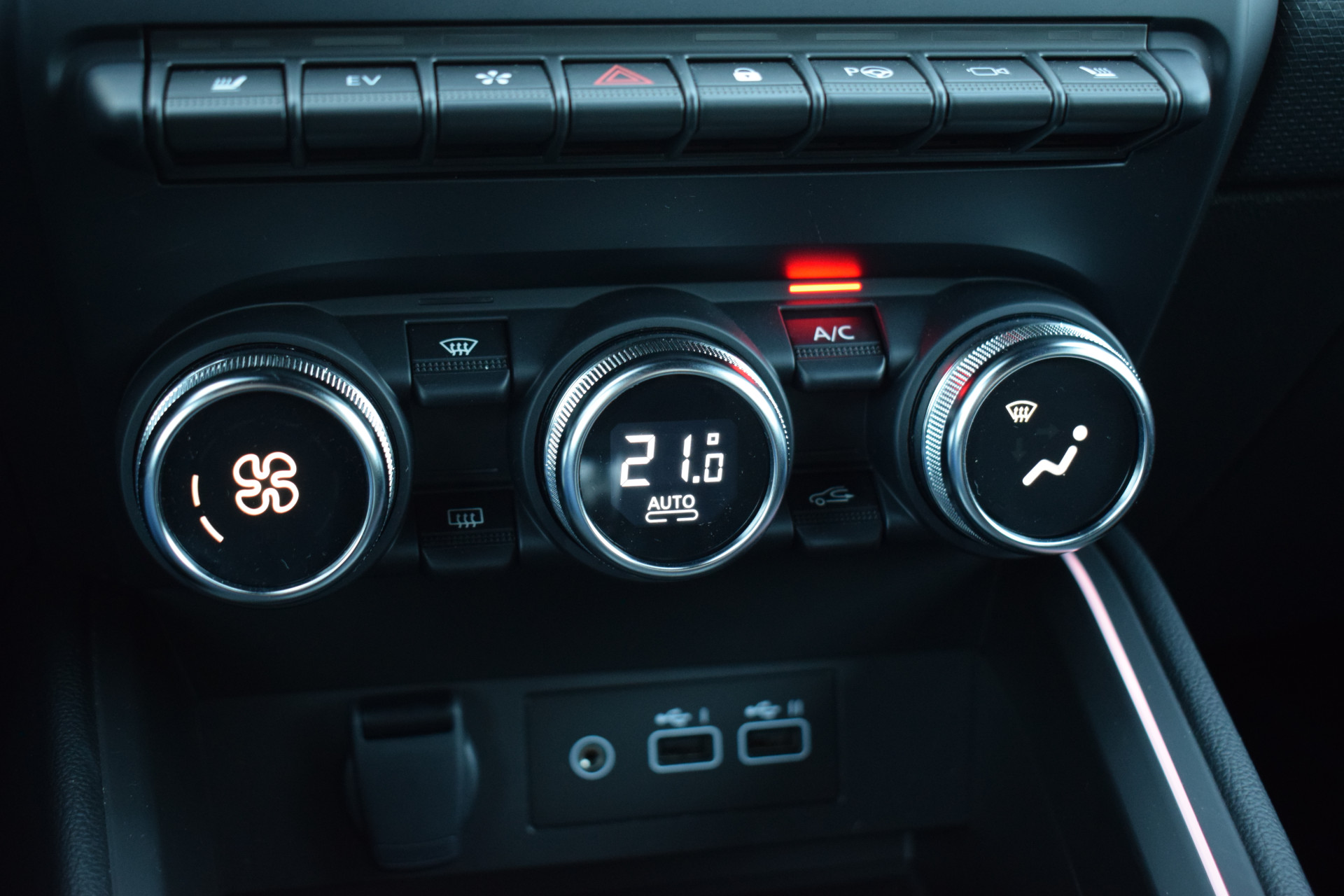 Mitsubishi Colt 1.6 HEV First Edition | Mitsubishi occasion