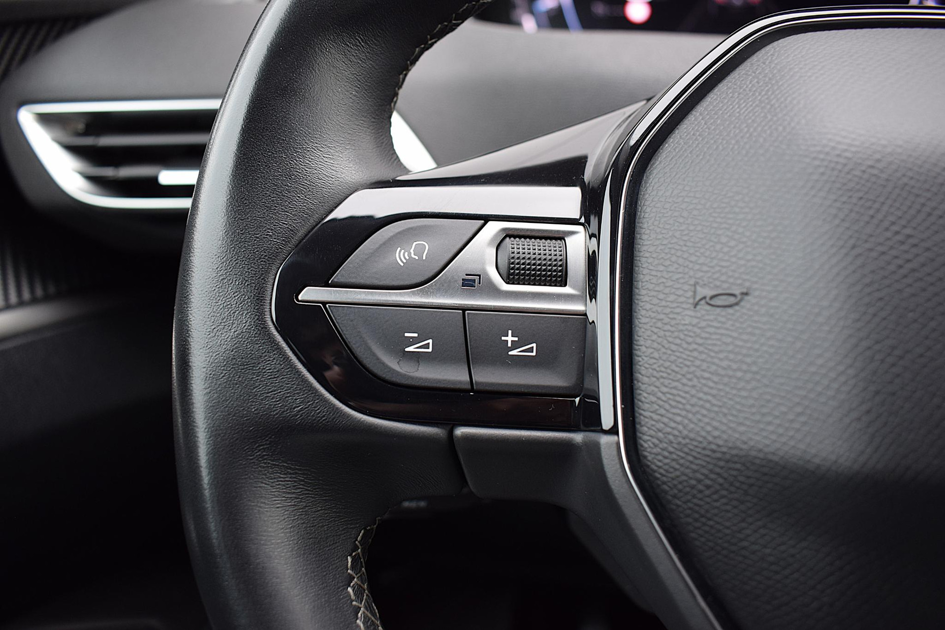 Peugeot 3008 1.2 PureTech Allure | Peugeot occasion