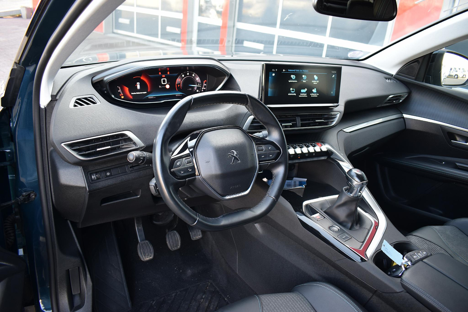 Peugeot 3008 1.2 PureTech Allure | Peugeot occasion