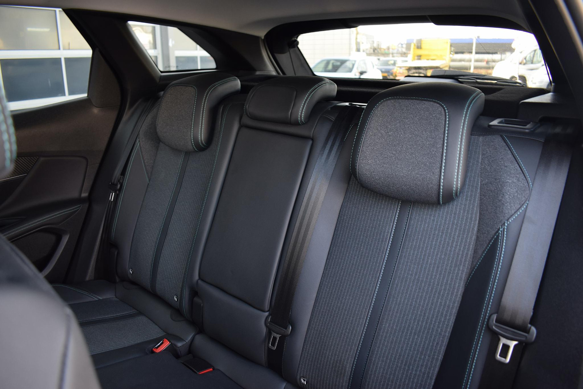 Peugeot 3008 1.2 PureTech Allure | Peugeot occasion