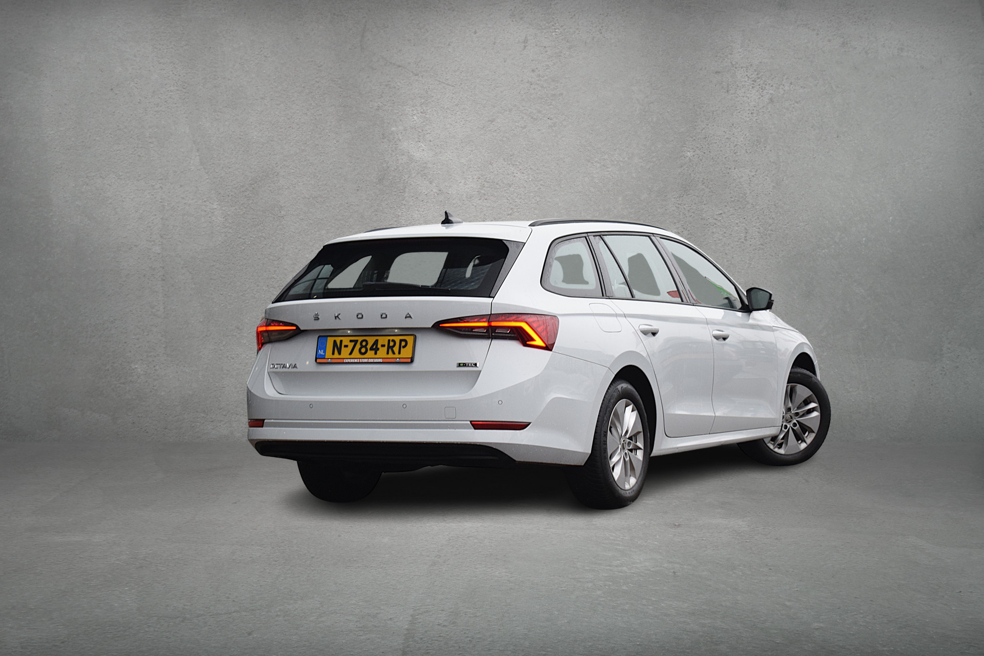 Škoda Octavia Combi 1.0 e-TSI Business Edition | Škoda occasion