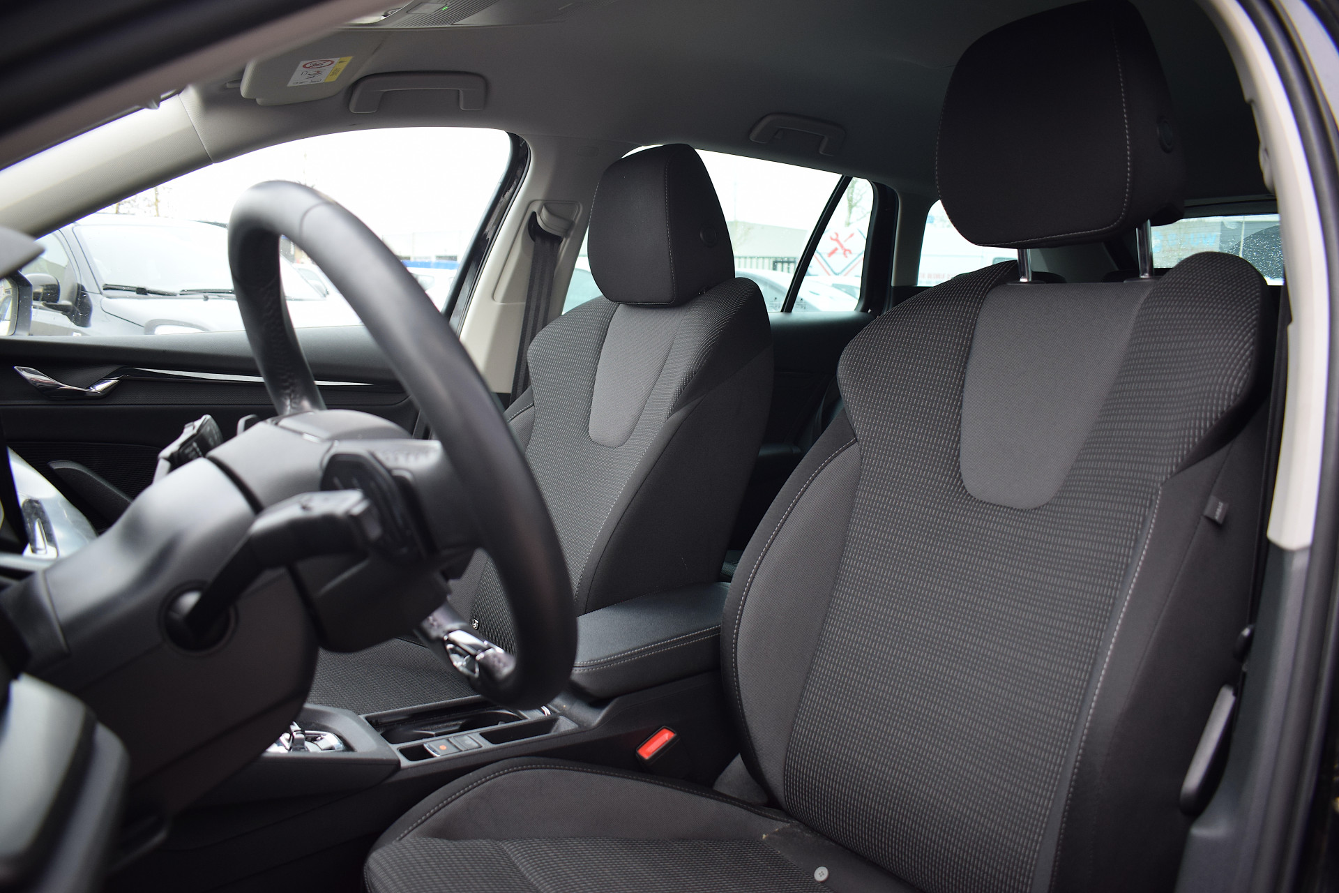 Škoda Octavia Combi 1.0 e-TSI Business Edition | Škoda occasion