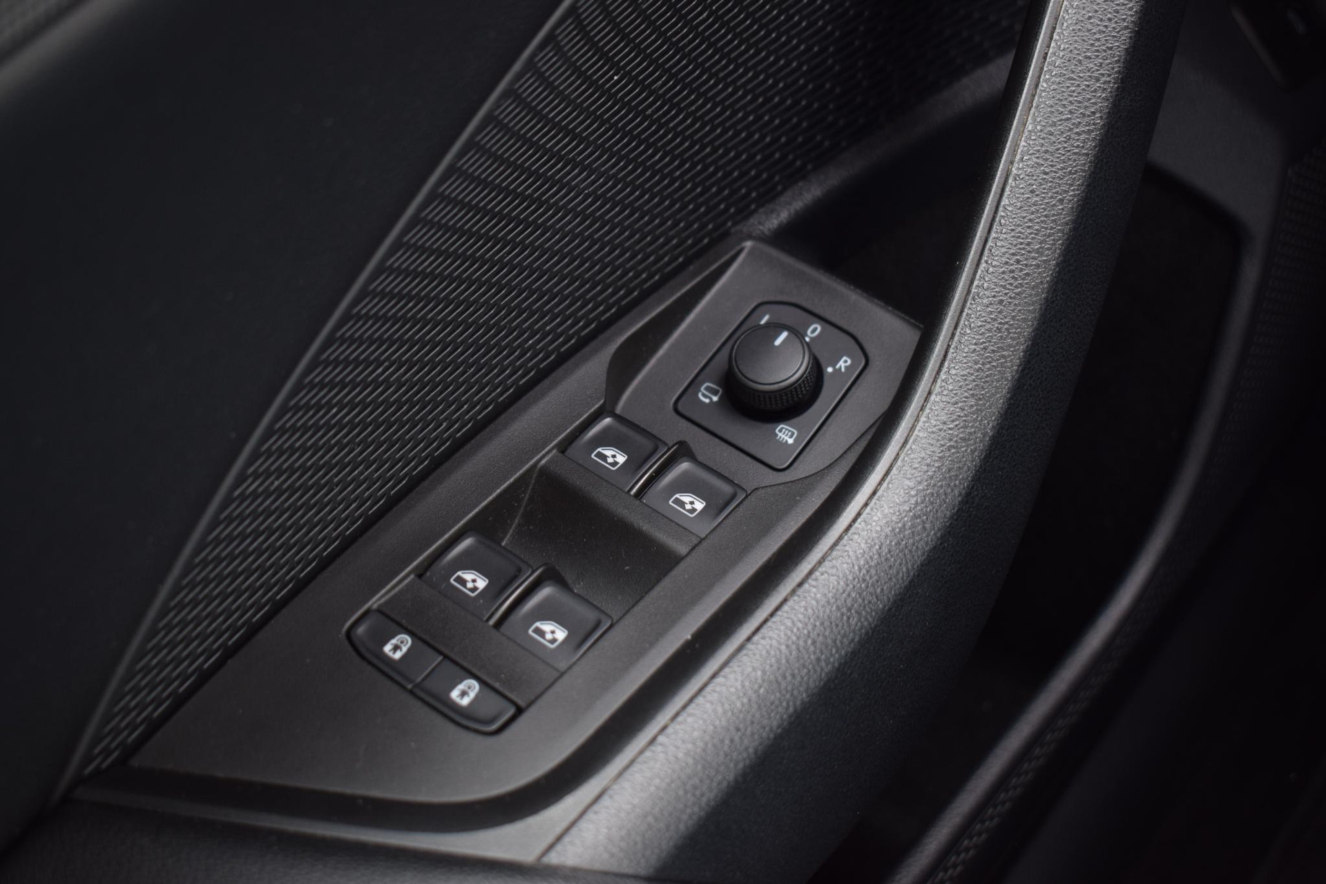 Škoda Octavia Combi 1.0 e-TSI Business Edition | Škoda occasion