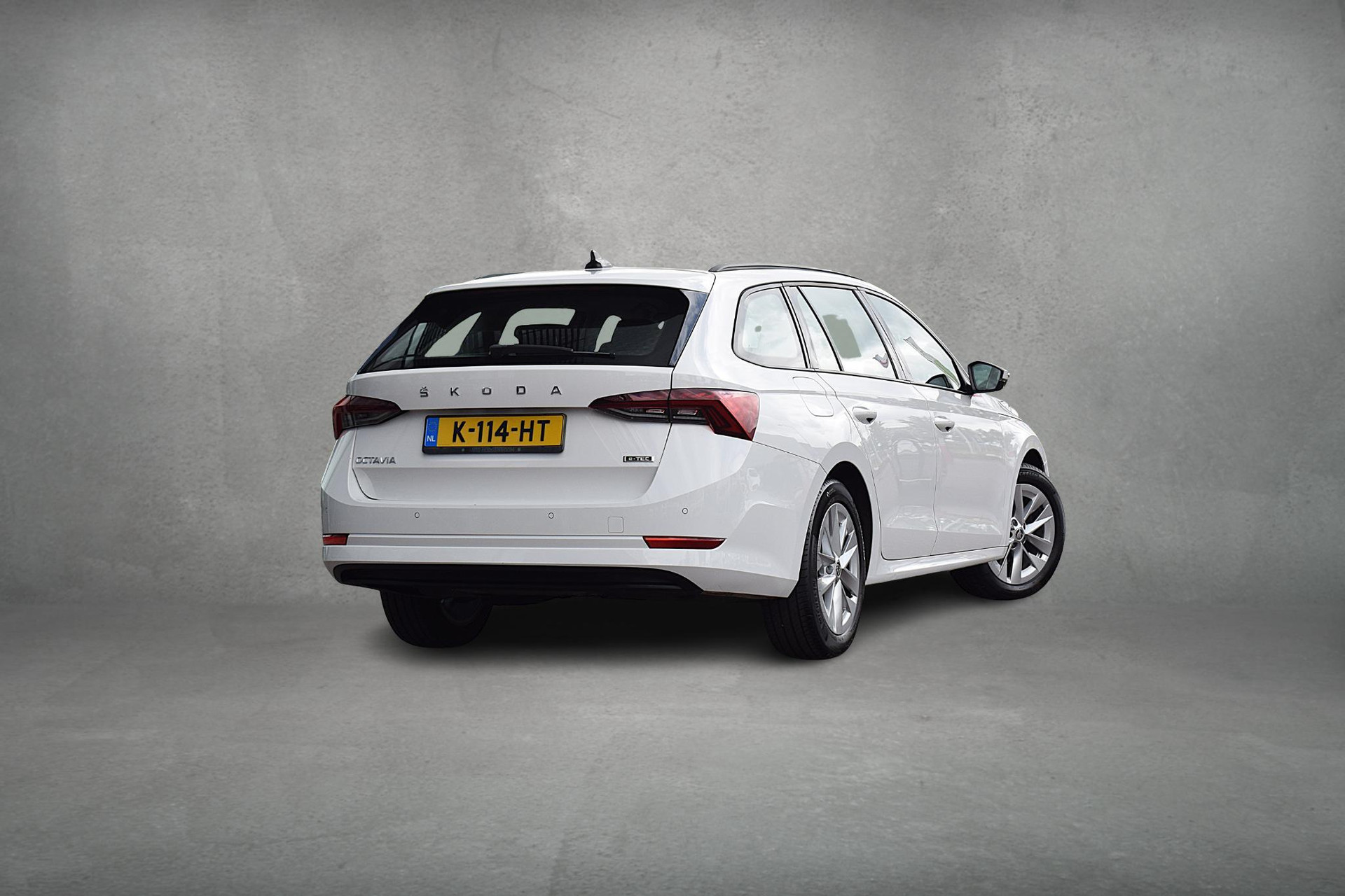 Škoda Octavia Combi 1.0 e-TSI Business Edition | Škoda occasion
