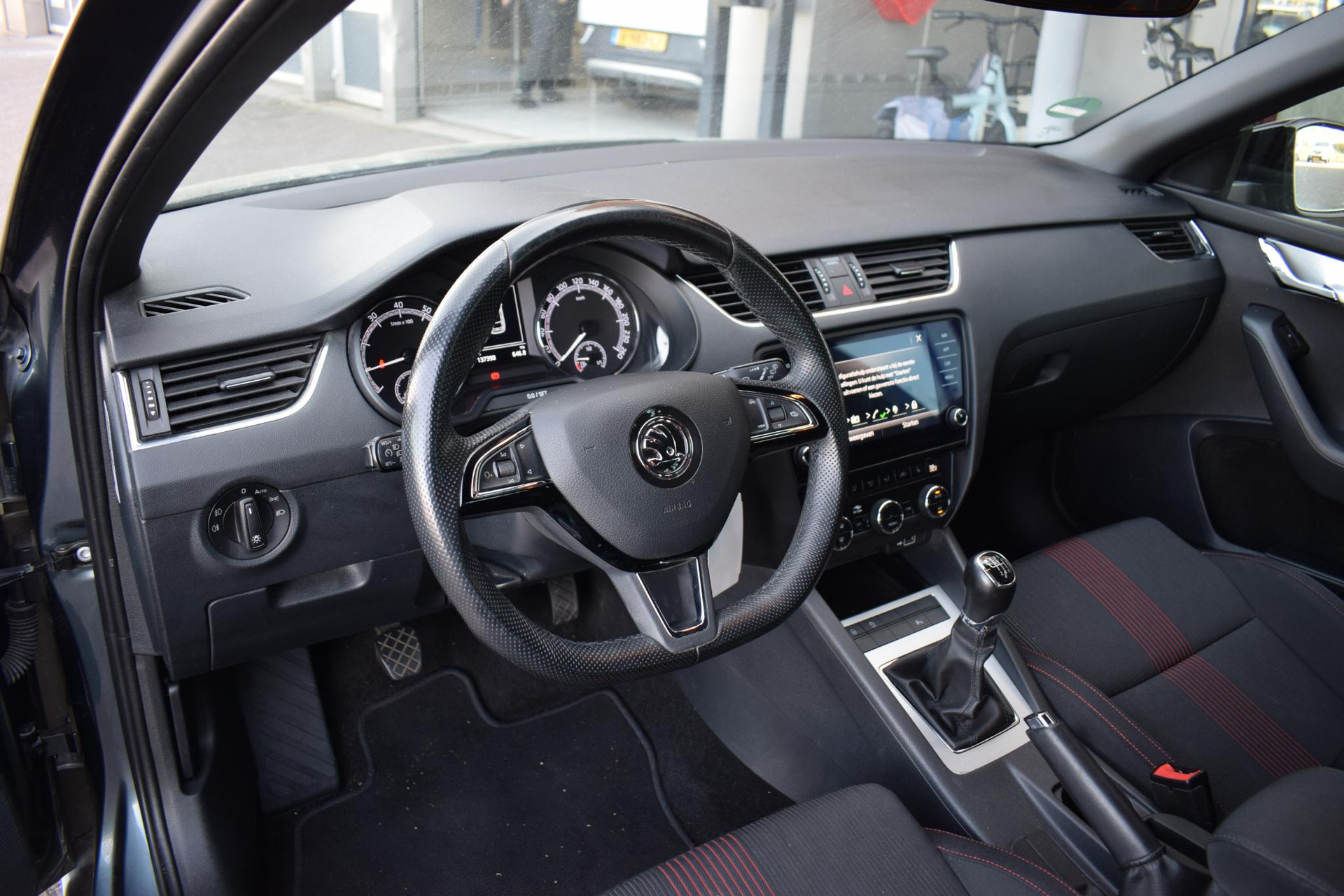 Škoda Octavia Combi 1.0 TSI Greentech Sport Business | Škoda occasion