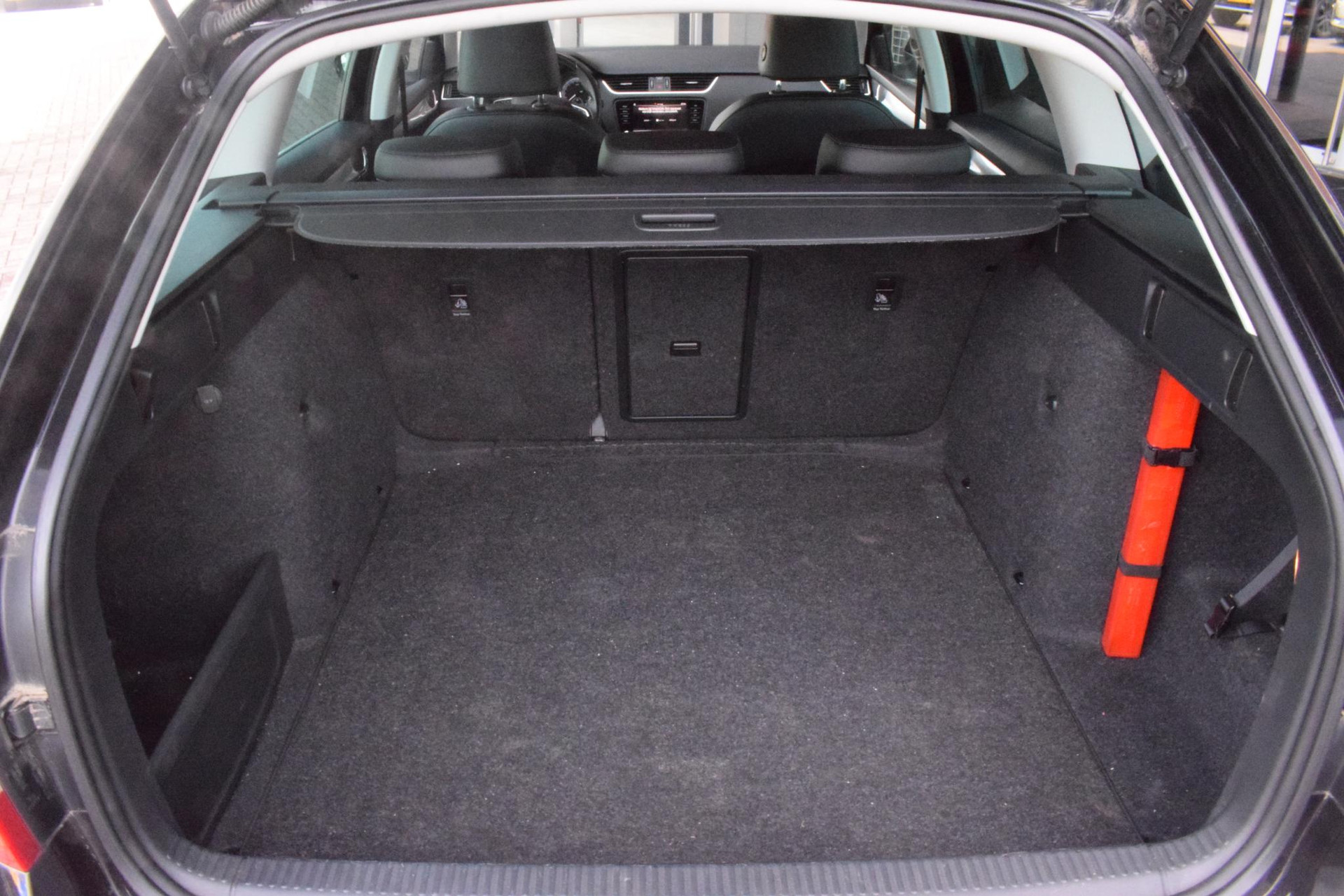Škoda Octavia Combi 1.5 TSI Greentech Business Edition | Škoda occasion