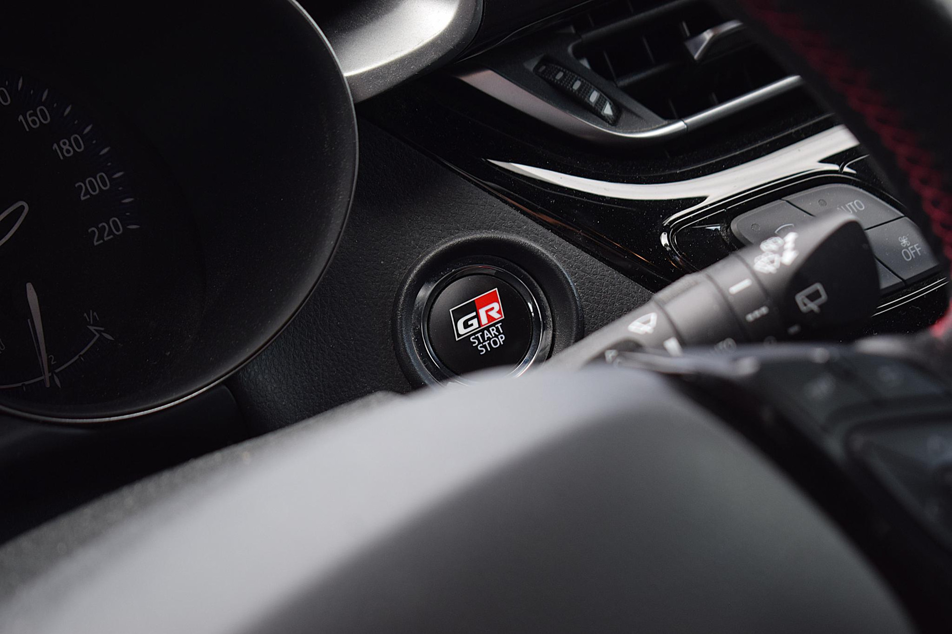 Toyota C-HR 1.8 Hybrid Business GR-Sport | Toyota occasion