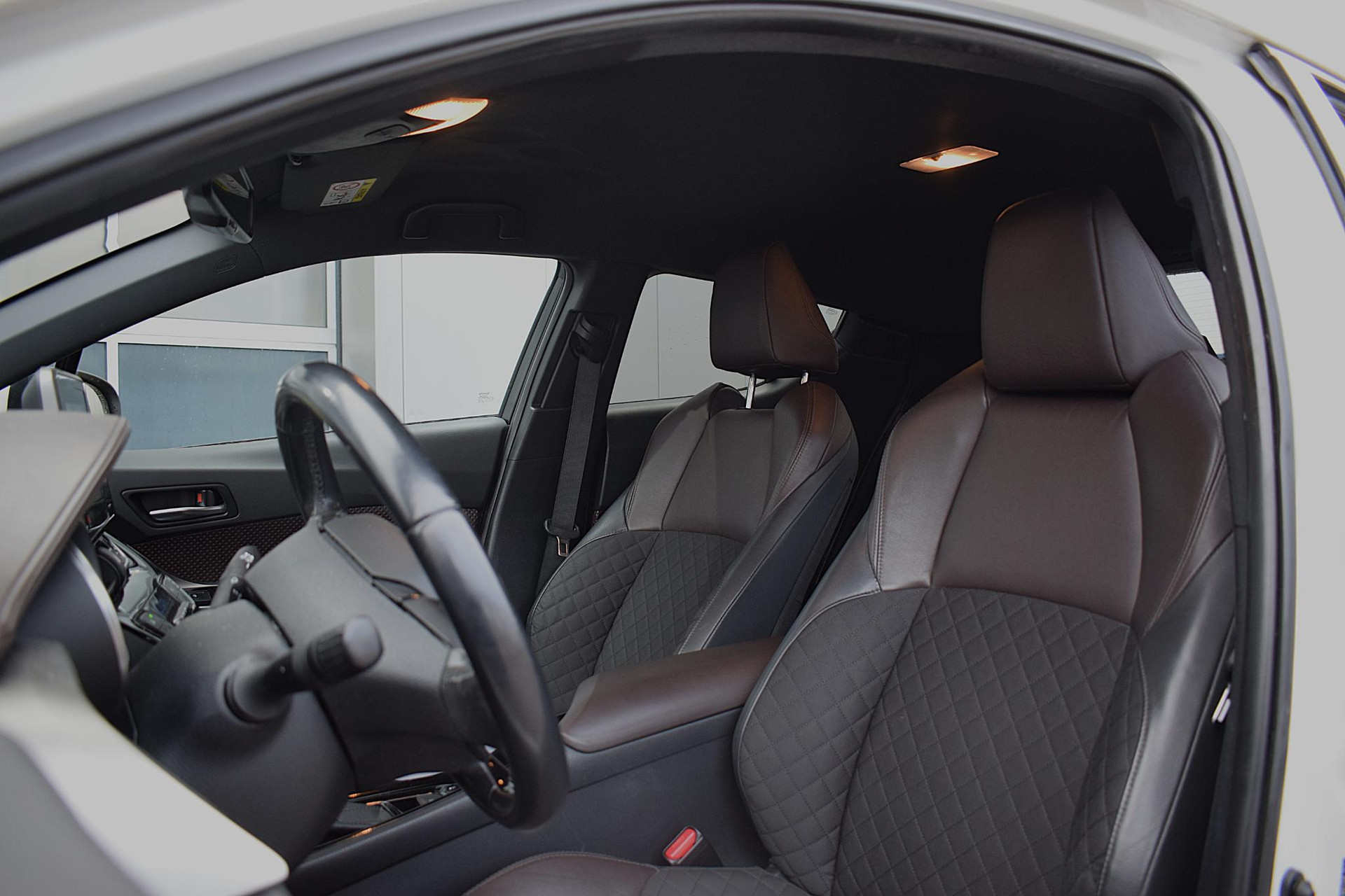 Toyota C-HR 1.8 Hybrid Dynamic | Toyota occasion