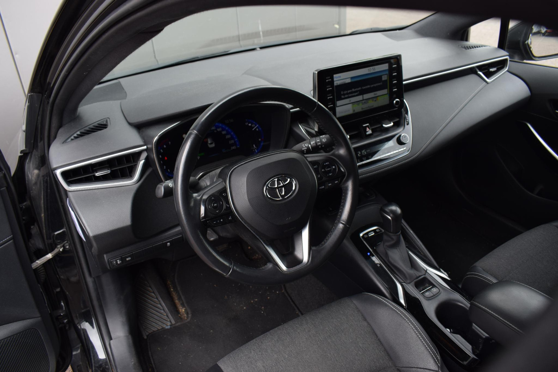 Toyota Corolla Touring Sports 1.8 Hybrid Business Plus | Toyota occasion