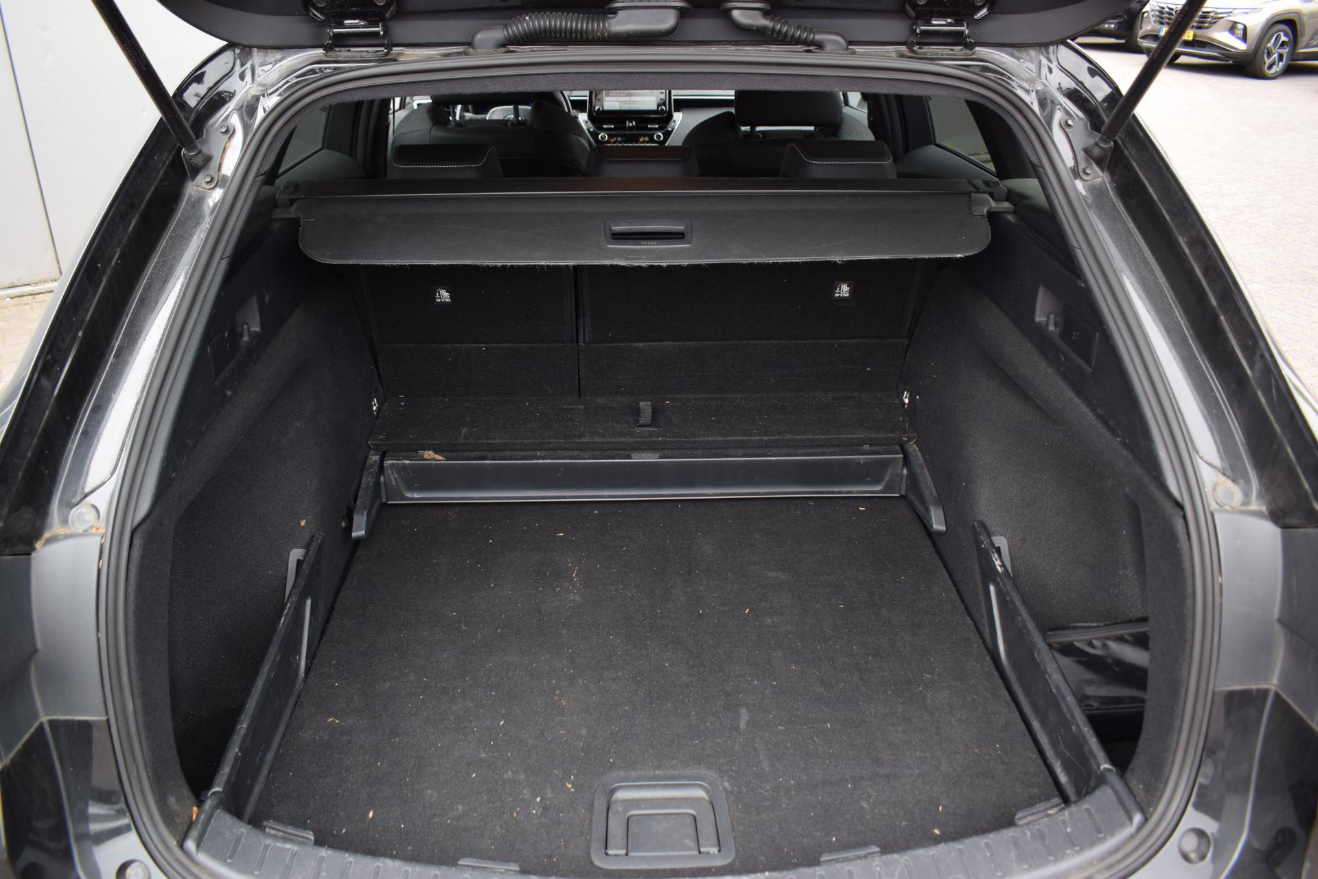 Toyota Corolla Touring Sports 1.8 Hybrid Business Plus | Toyota occasion
