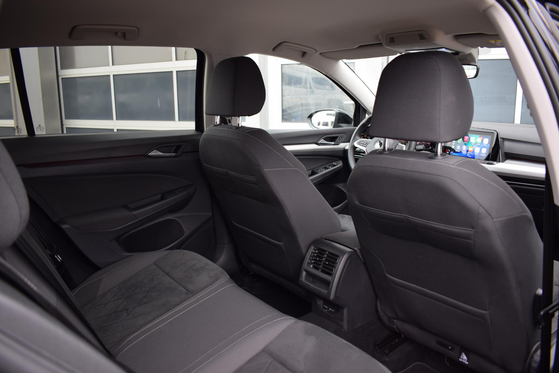 Volkswagen Golf Variant 1.0 eTSI Life Business | Volkswagen occasion