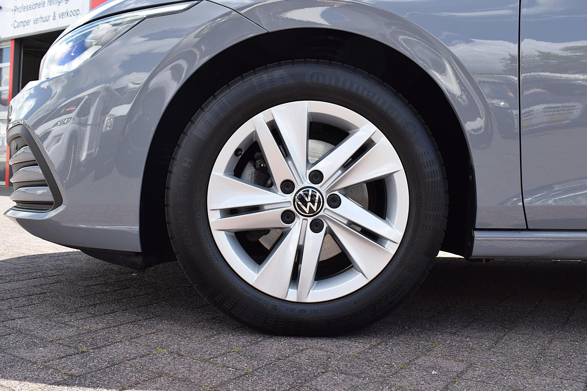 Volkswagen Golf Variant 1.0 TSI Life | Volkswagen occasion