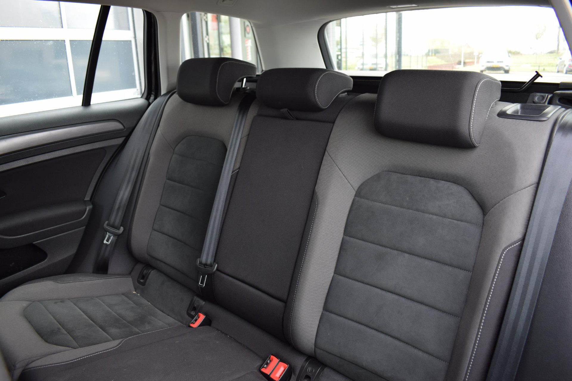 Volkswagen Golf Variant 1.4 TSI Highline Business | Volkswagen occasion