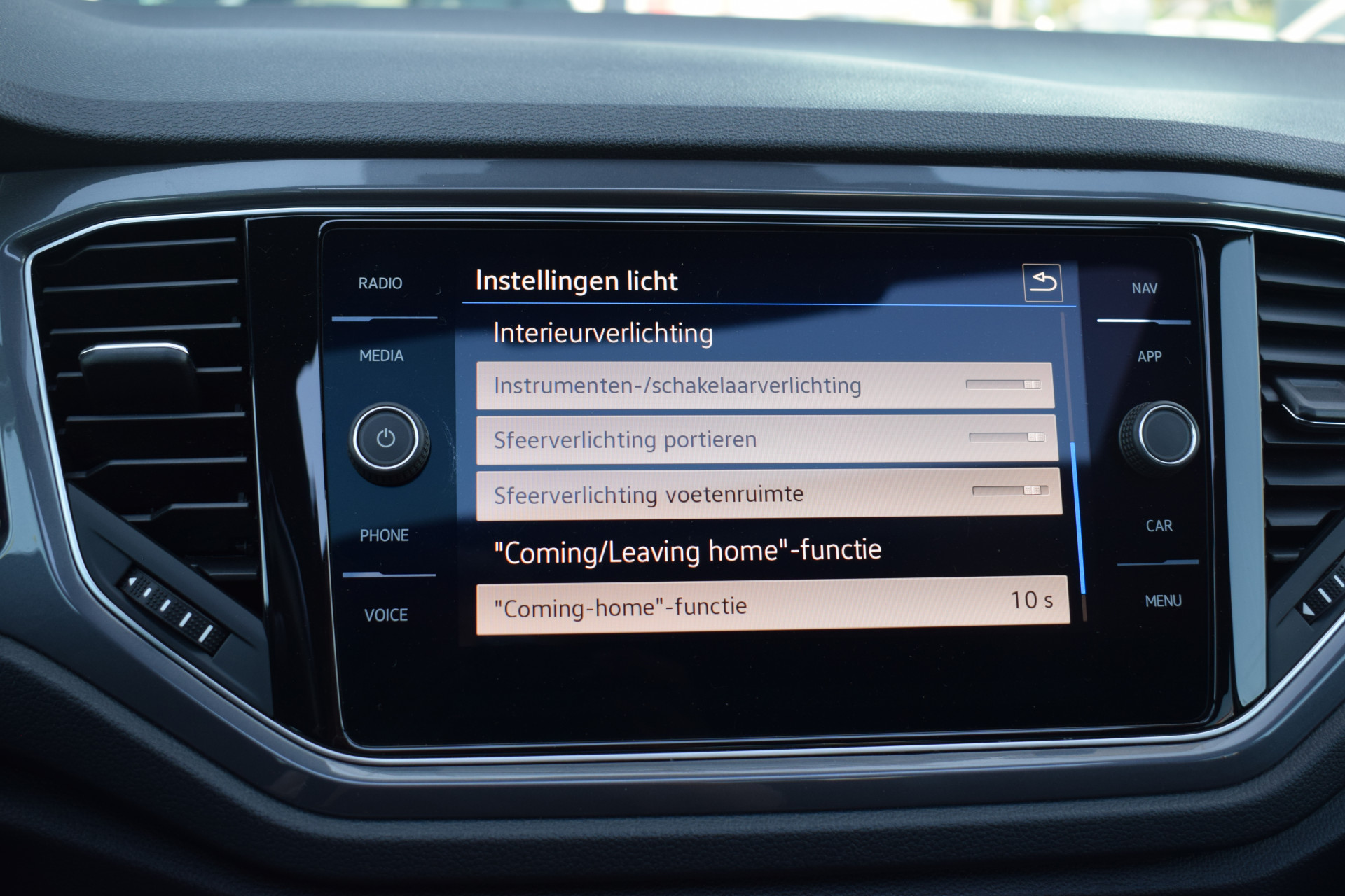 Volkswagen T-Roc 1.5 TSI Sport Business R | Volkswagen occasion