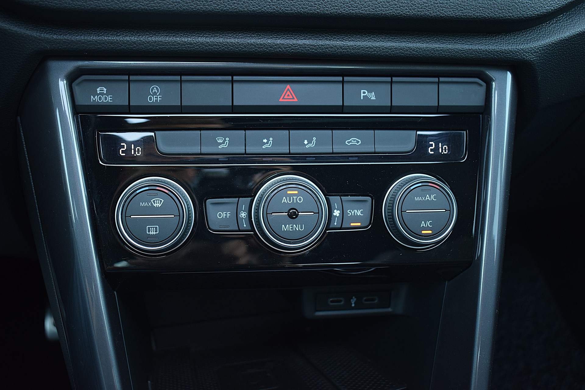 Volkswagen T-Roc 1.5 TSI Sport Business R | Volkswagen occasion