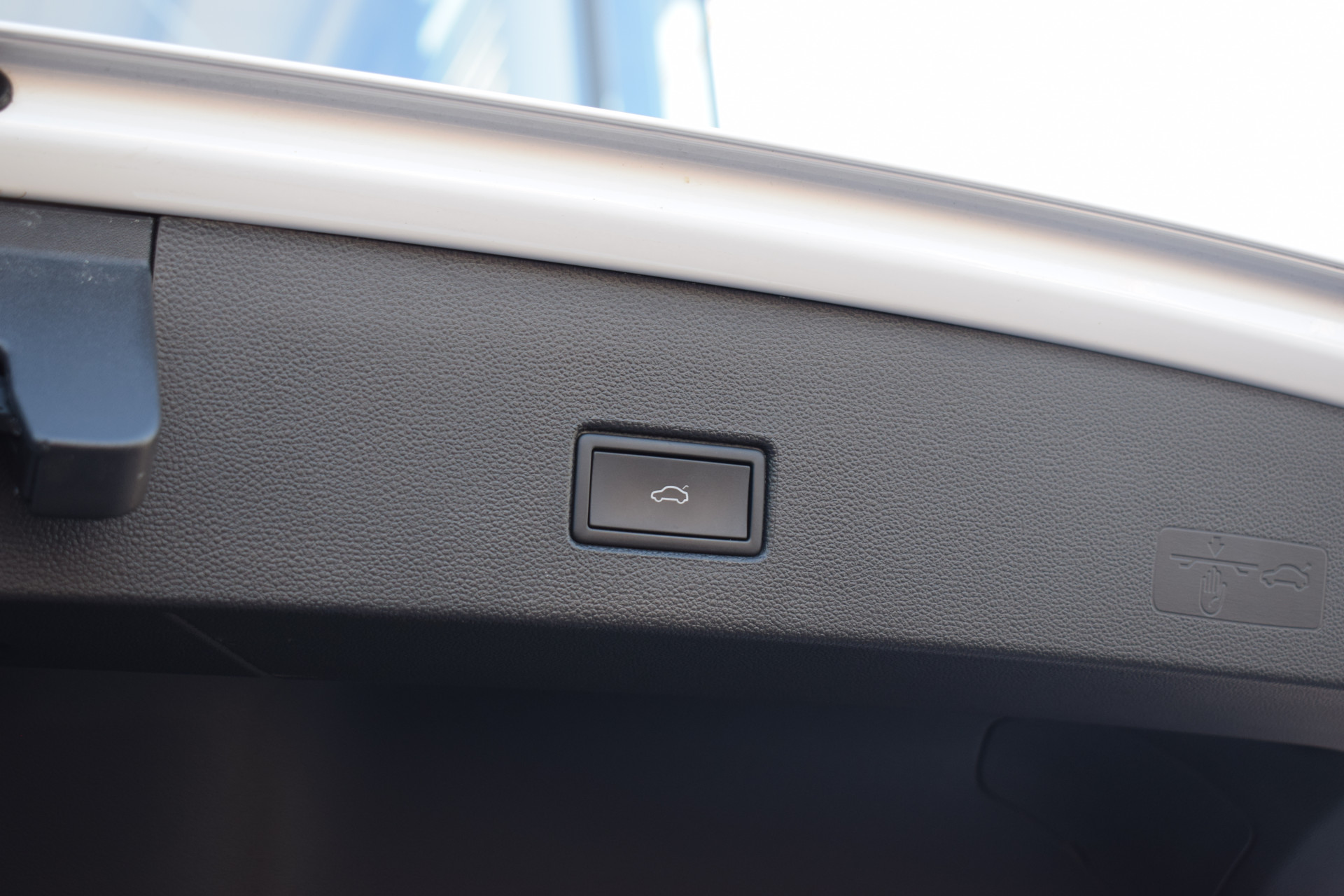 Volkswagen T-Roc 1.5 TSI Sport Business R | Volkswagen occasion