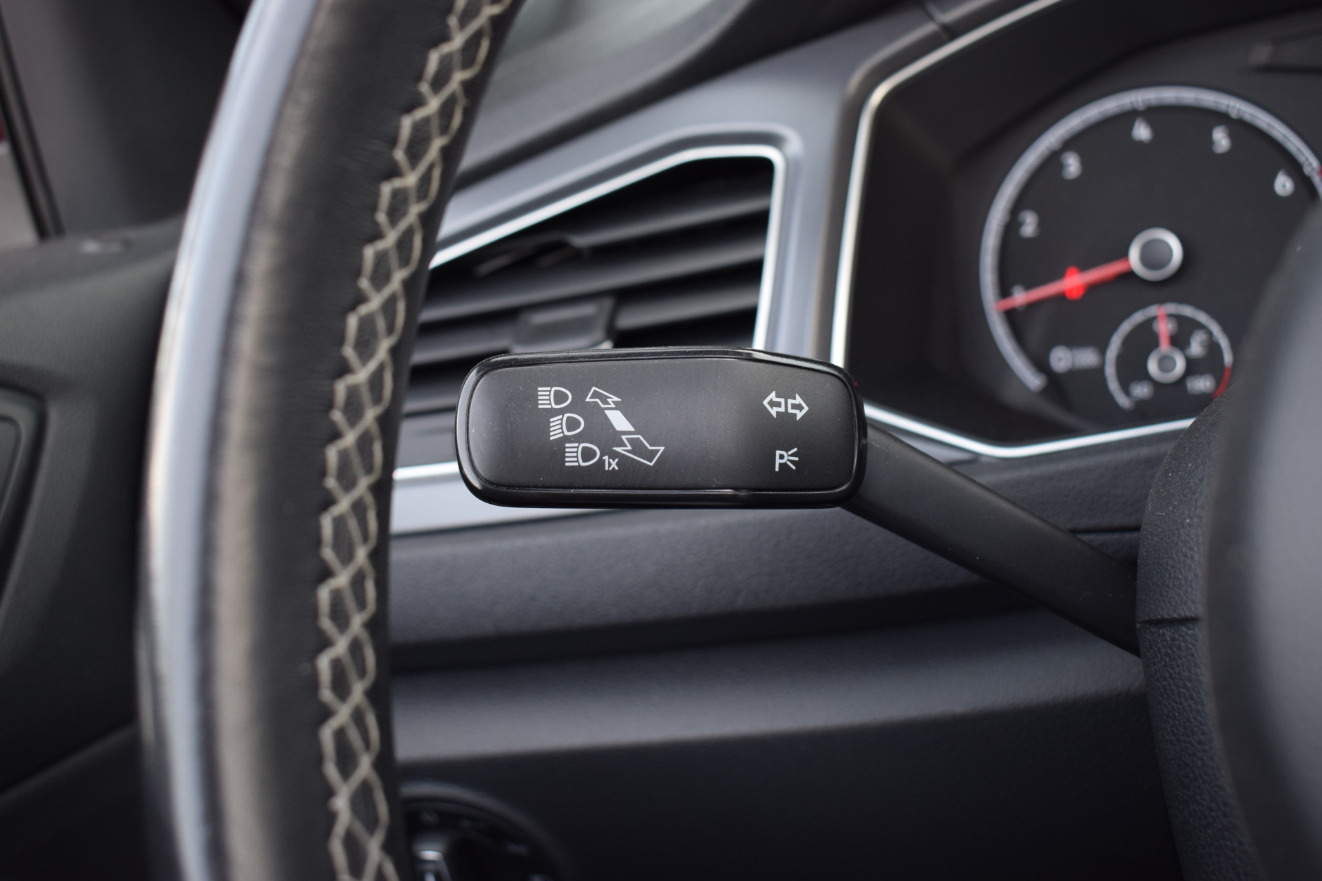 Volkswagen T-Roc Cabrio 1.5 TSI R-Line | Volkswagen occasion