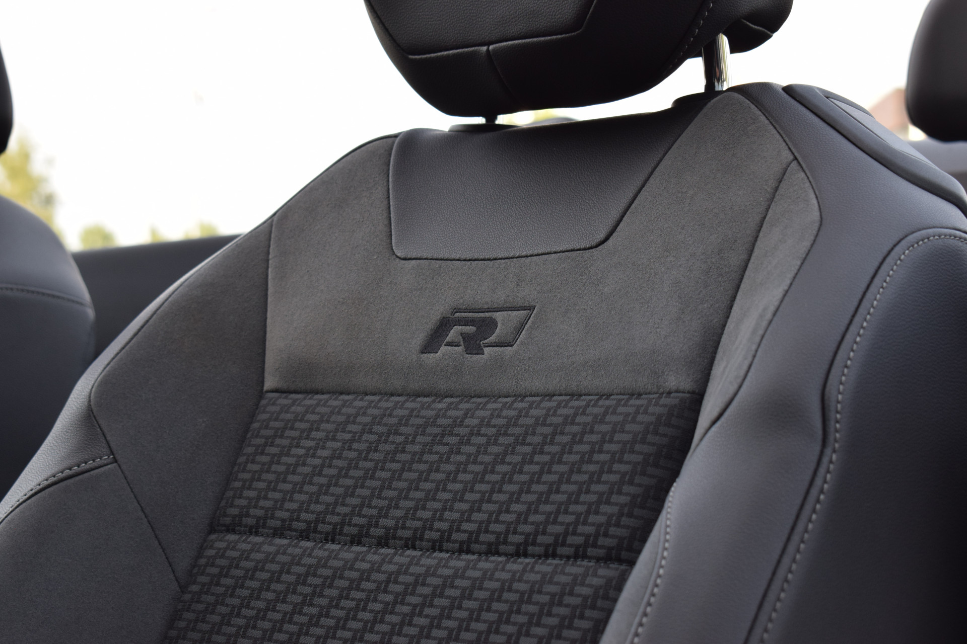 Volkswagen T-Roc Cabrio 1.5 TSI R-Line | Volkswagen occasion