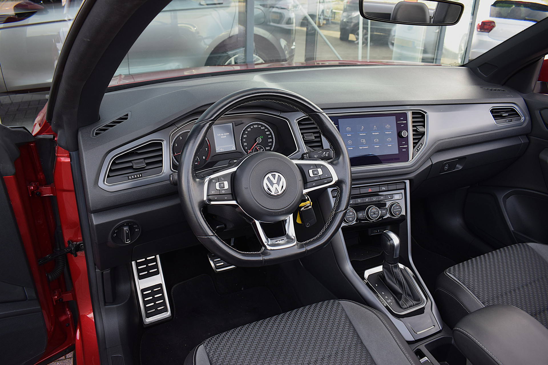 Volkswagen T-Roc Cabrio 1.5 TSI R-Line | Volkswagen occasion