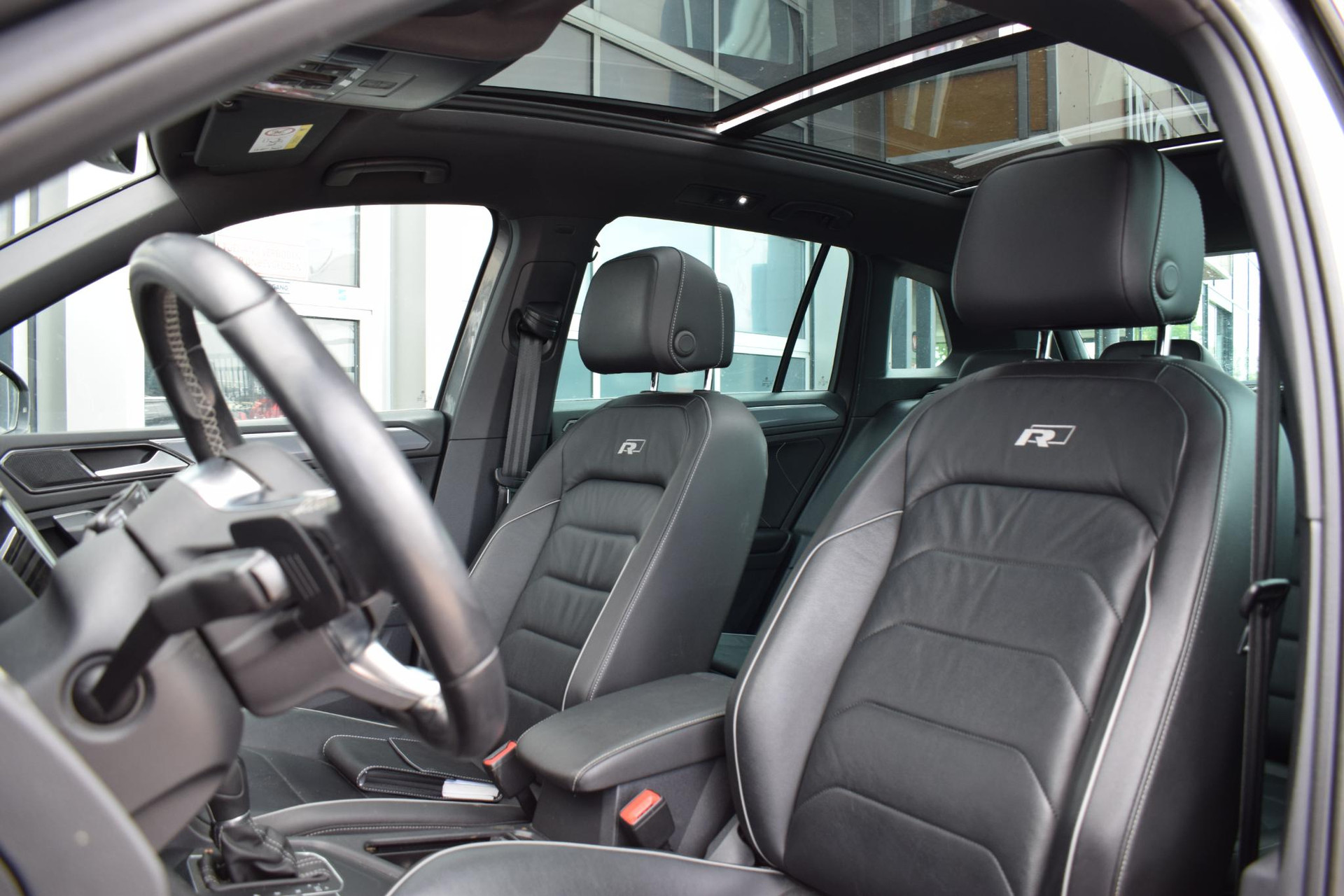 Volkswagen Tiguan 1.4 TSI ACT Highline Business R | Volkswagen occasion