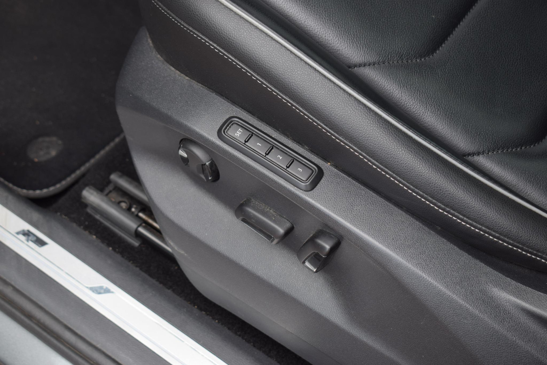 Volkswagen Tiguan 1.4 TSI ACT Highline Business R | Volkswagen occasion