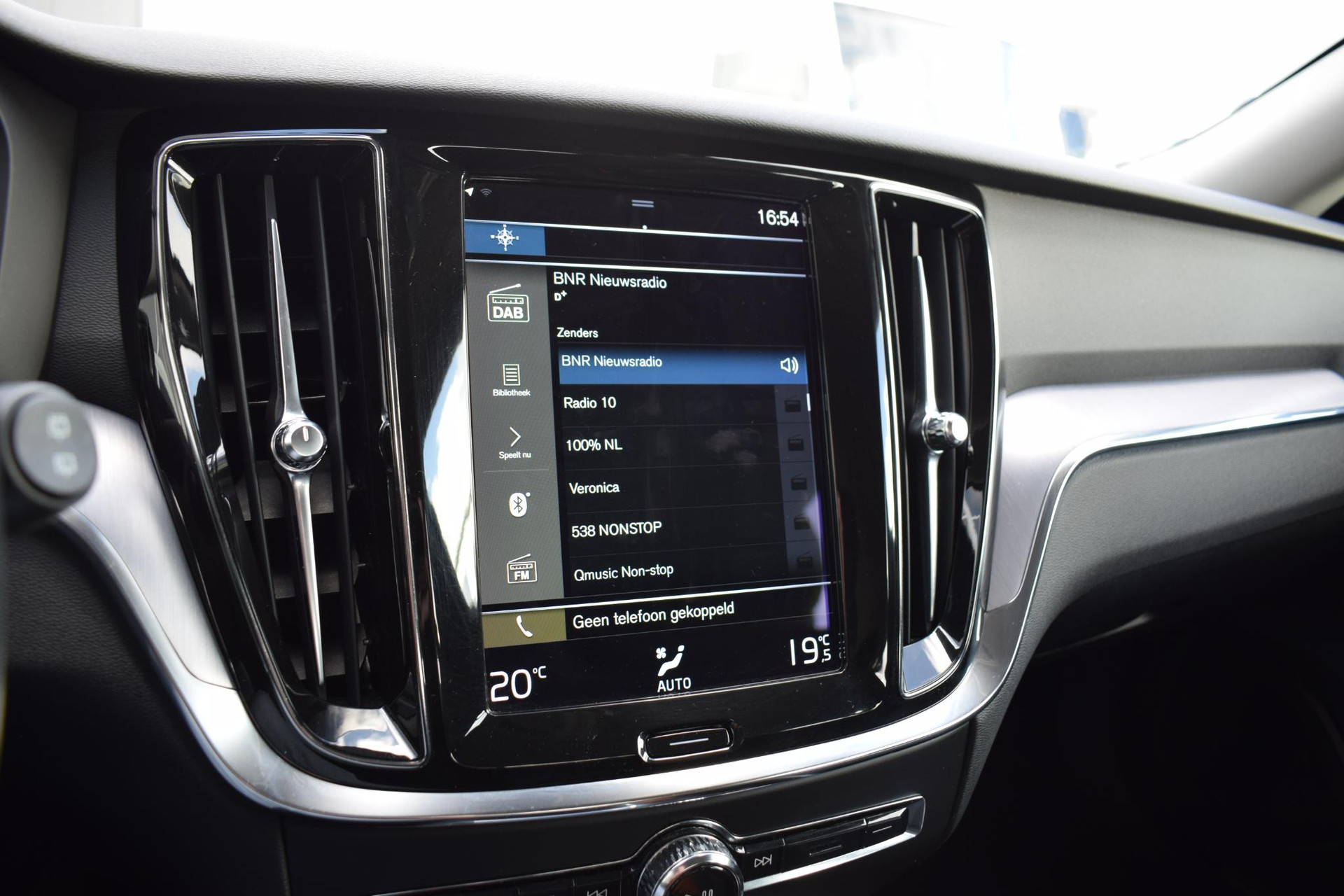 Volvo V60 2.0 B3 Momentum Business | Volvo occasion